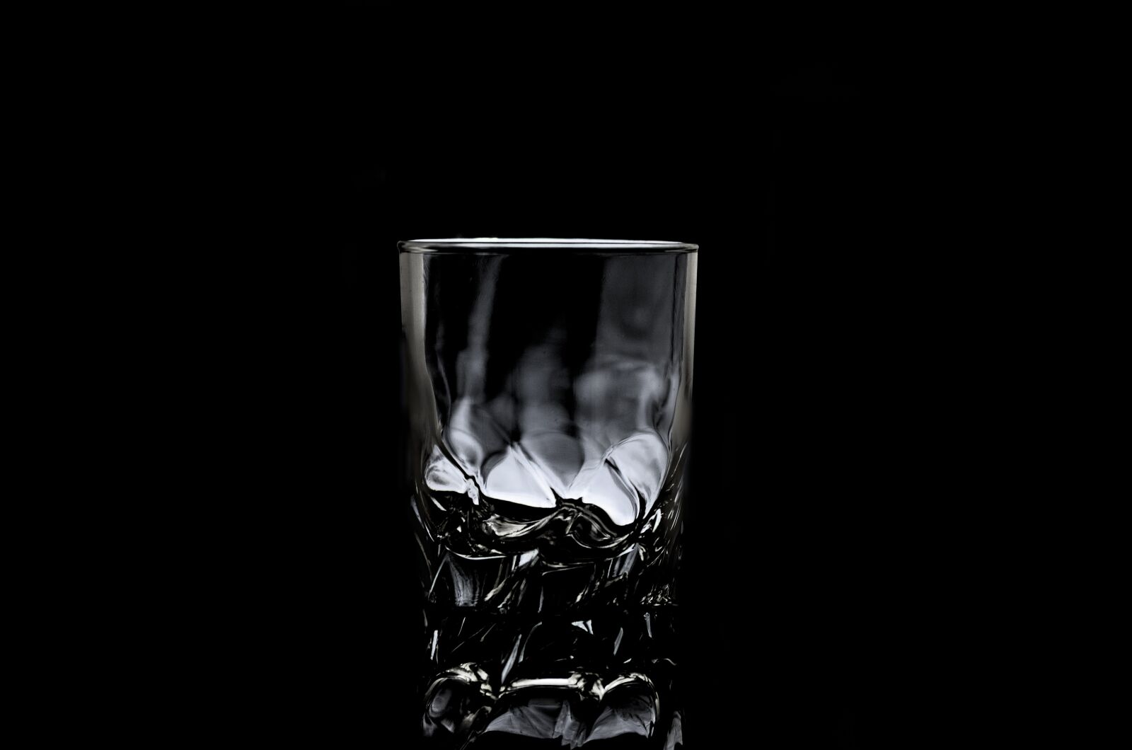 Nikon D7000 sample photo. Glass, background, black photography