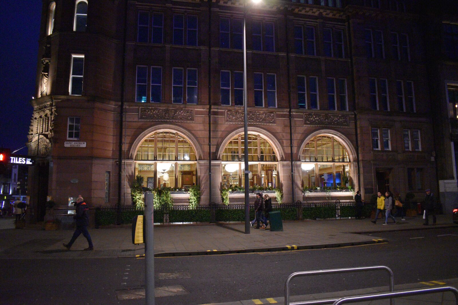 Nikon D3500 sample photo. Night, street, edinburgh photography