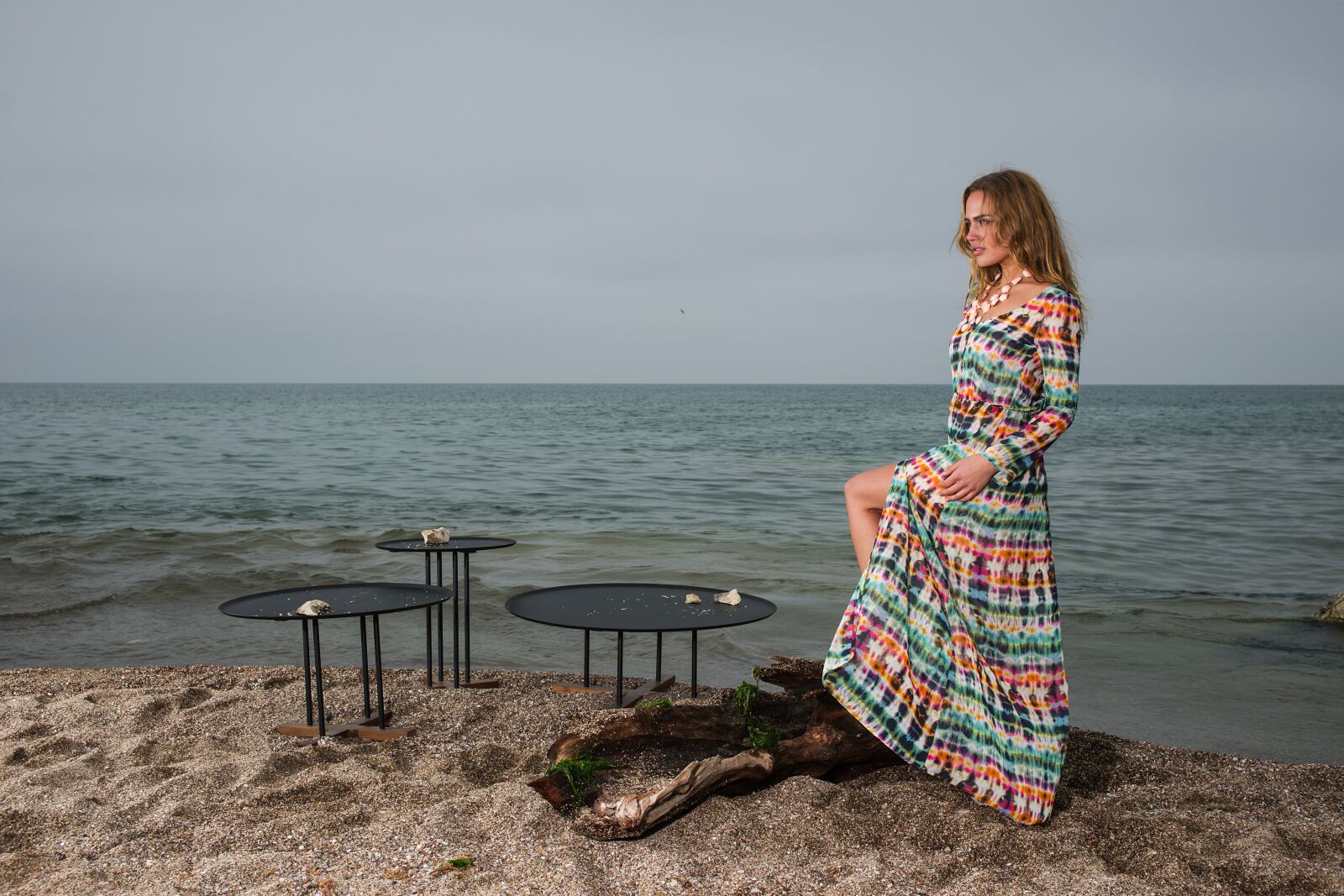 Sony Alpha DSLR-A850 sample photo. Woman, model, coffee table photography