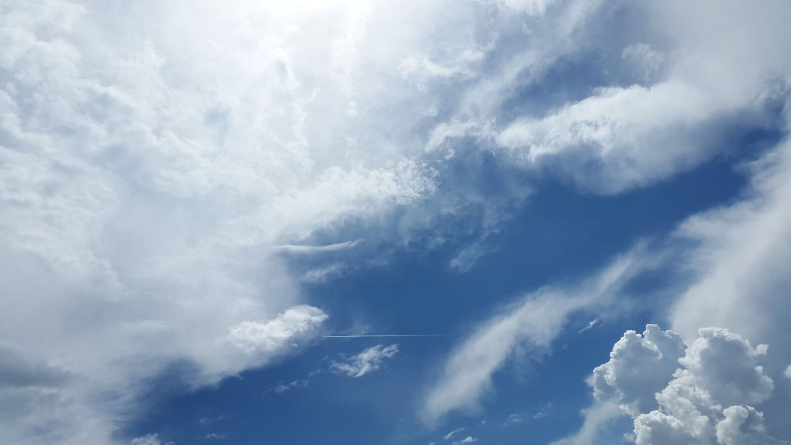 Samsung Galaxy Alpha sample photo. Sky, clouds, atmosphere photography