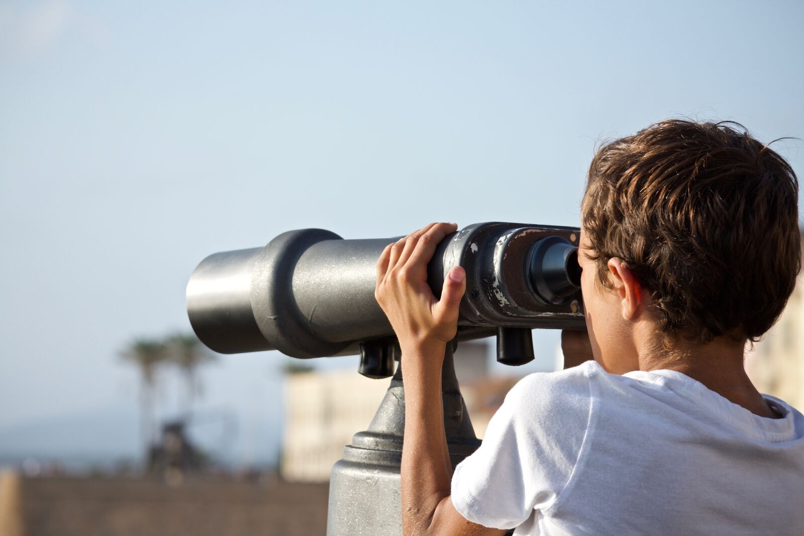 Canon EOS M sample photo. Binoculars, future, outdoors photography