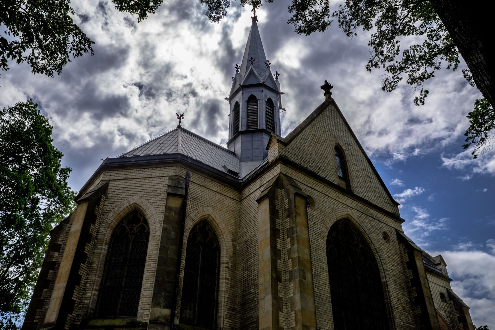 Pentax K-1 Mark II sample photo. Church, chapel, cemetery photography