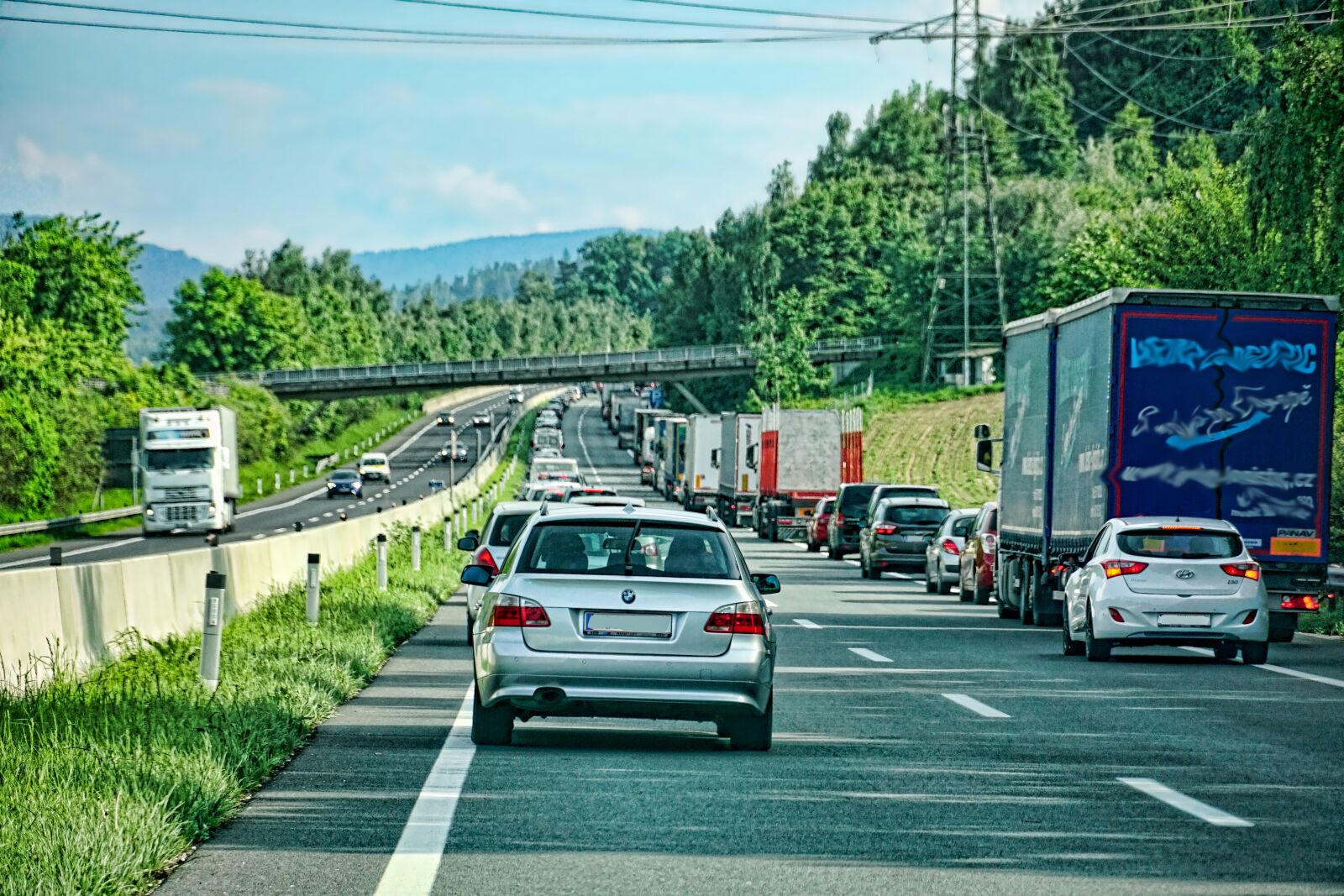 Sony a6000 sample photo. Highway, rescue alley, jam photography