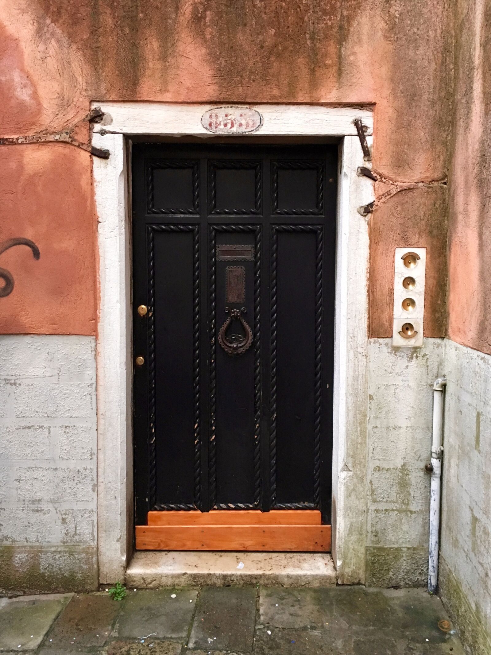 Apple iPhone 6s sample photo. Door, venice, wooden photography