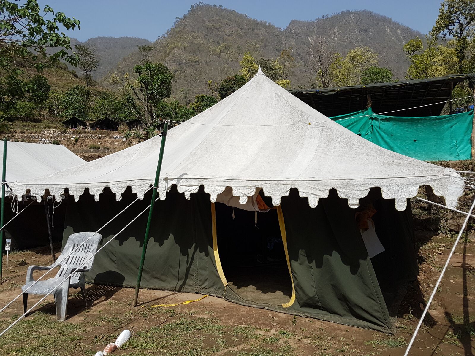 Samsung Galaxy S7 Edge sample photo. Mountains, tent, camping photography