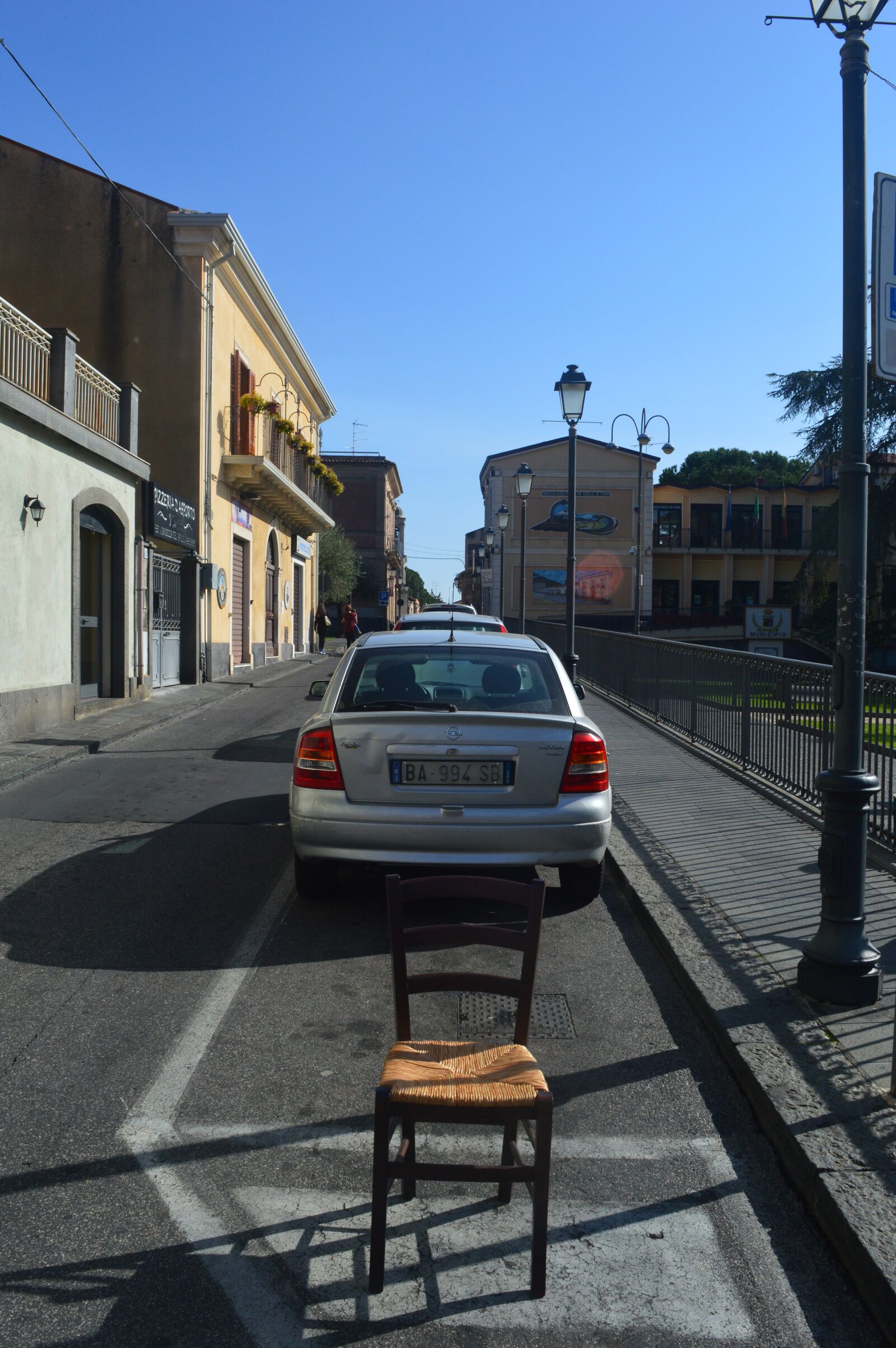 Nikon D3200 sample photo. Sicily street, architecture, parking photography