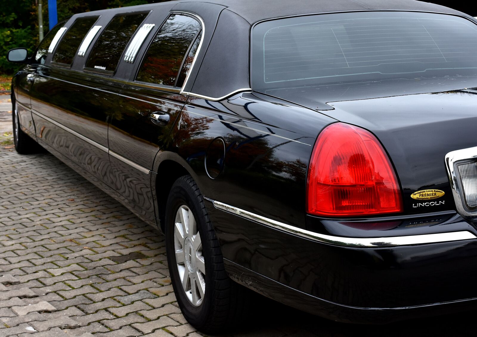 Nikon D7200 sample photo. Stretch limousine, noble, lincoln photography