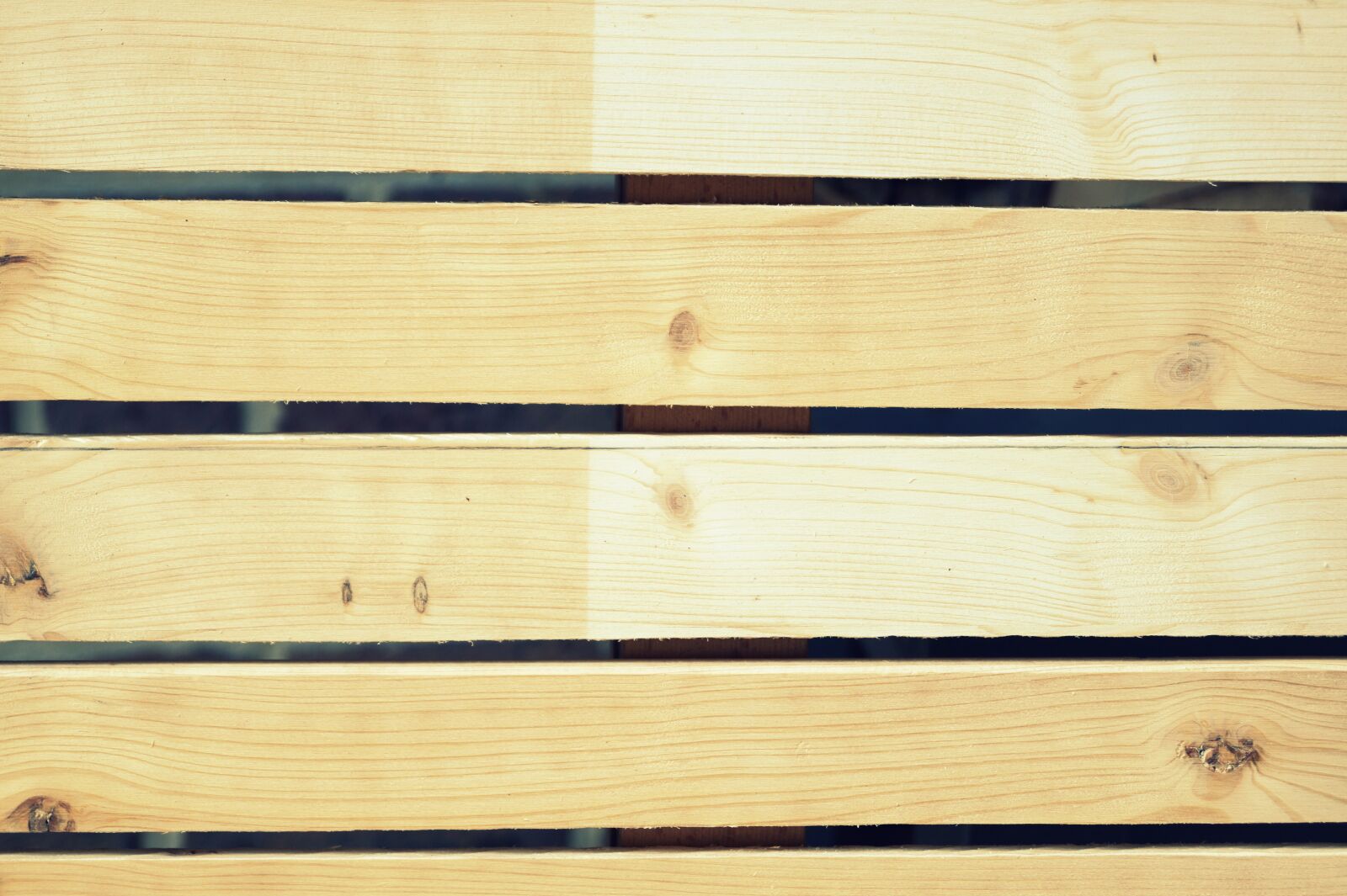 Sony DT 18-55mm F3.5-5.6 SAM II sample photo. Wood, background, wooden slats photography