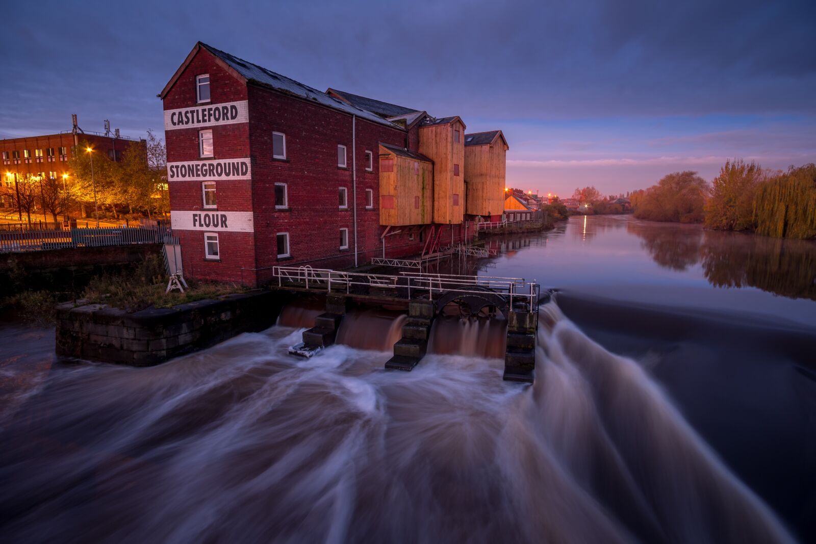 Fujifilm X-T2 sample photo. Queens mill, castleford, allinson's photography