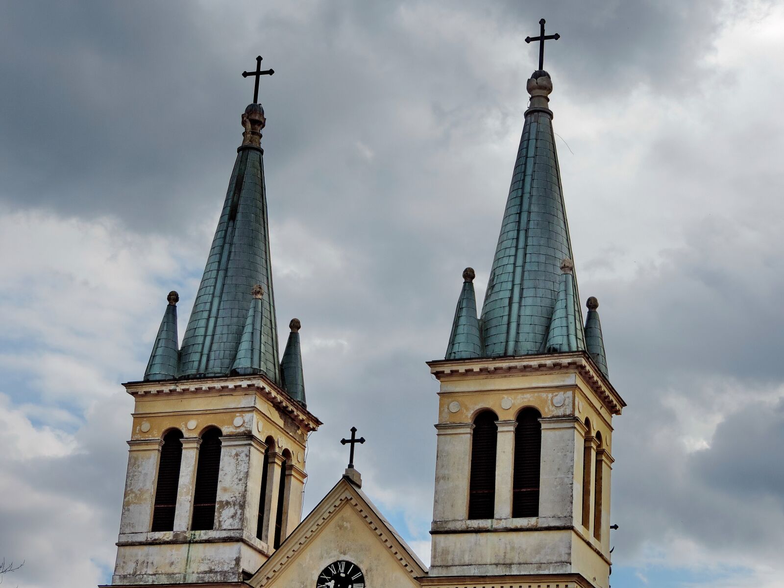 Nikon Coolpix P520 sample photo. Church tower, clouds, cross photography