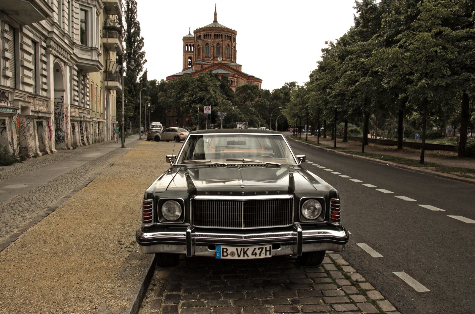 Canon EOS 700D (EOS Rebel T5i / EOS Kiss X7i) sample photo. Car, berlin, vehicle photography