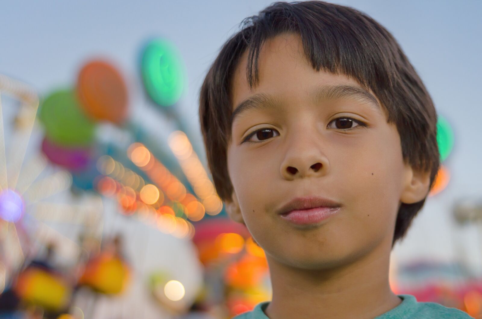 Nikon D5100 sample photo. Kid, funfair, child photography