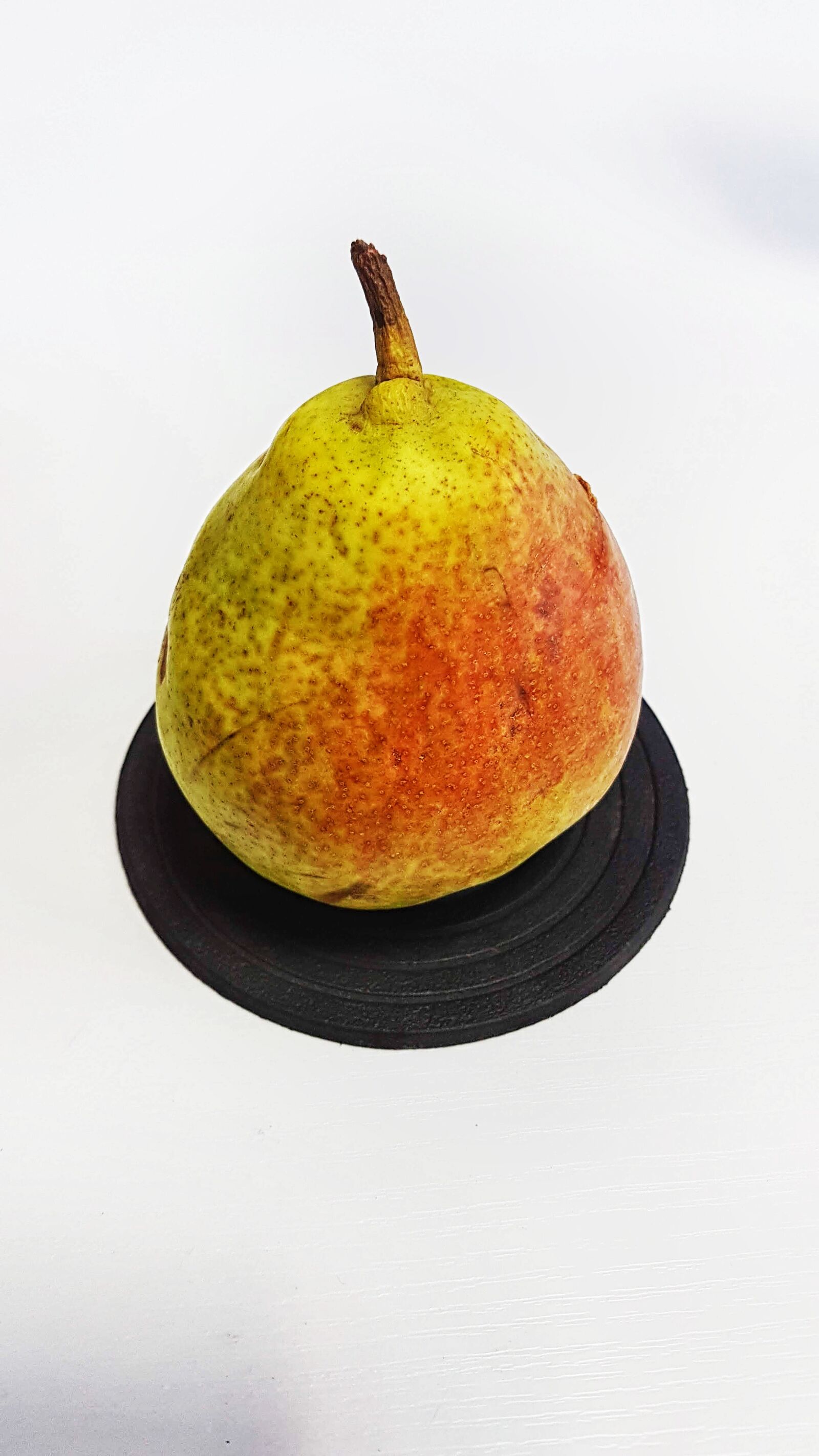 Samsung Galaxy S7 Edge sample photo. Pear, fruit, food photography