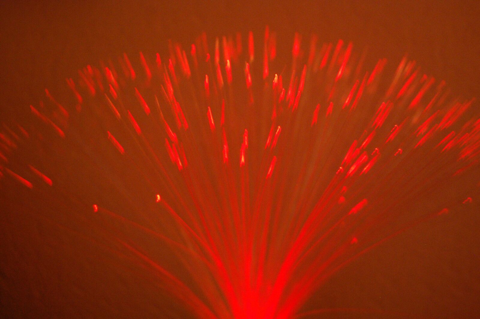 Nikon D40 sample photo. Light, red, fountain photography