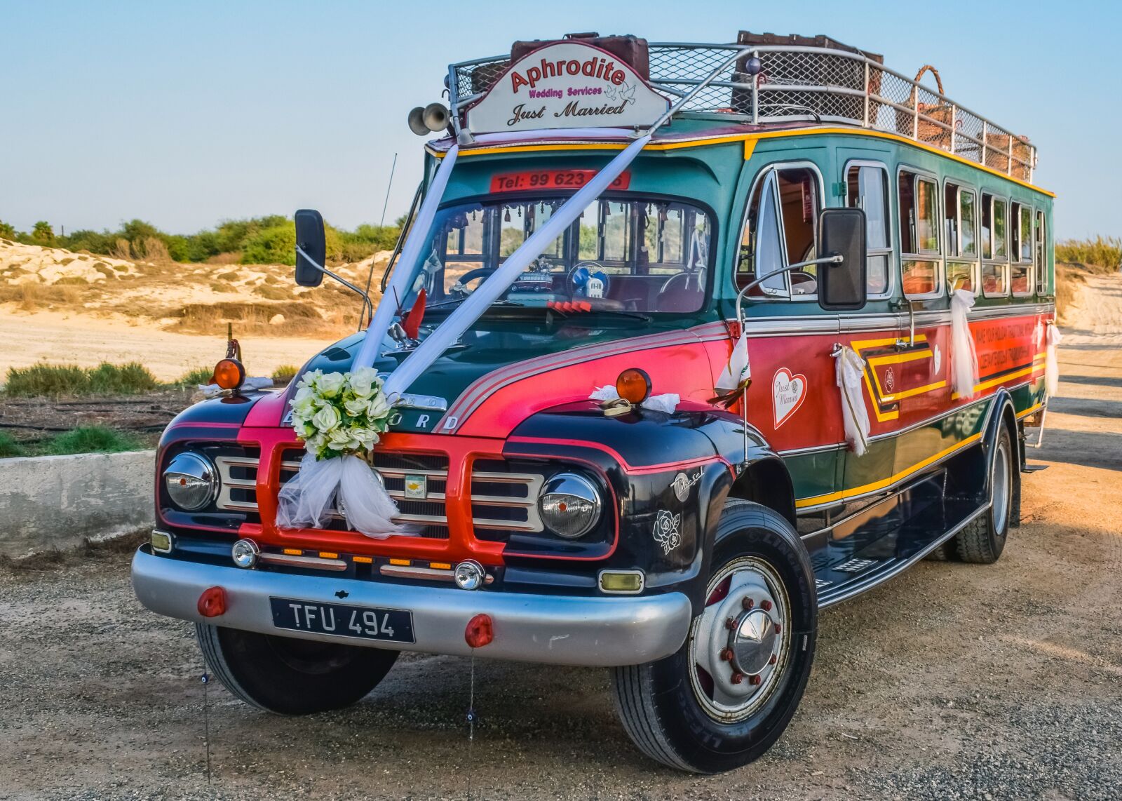 Nikon D3300 sample photo. Bus, old, vehicle photography