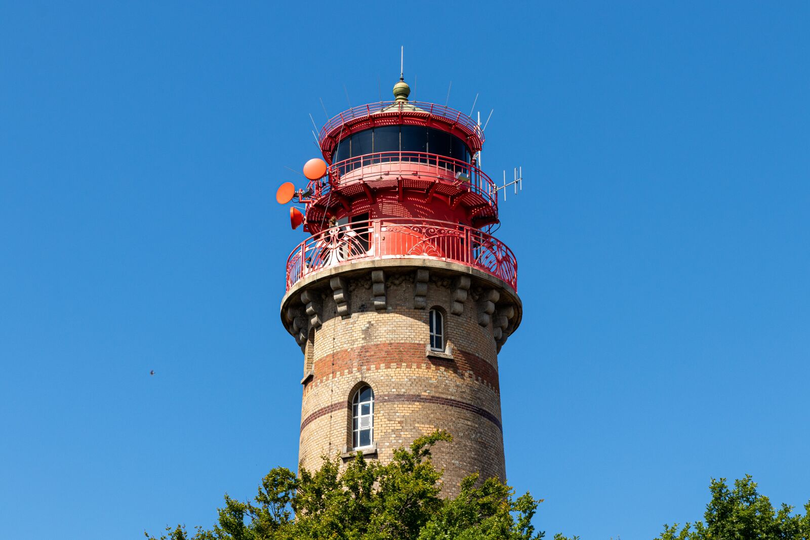 Canon EOS 80D + Canon EF 24-70mm F4L IS USM sample photo. Lighthouse, tower, architecture photography
