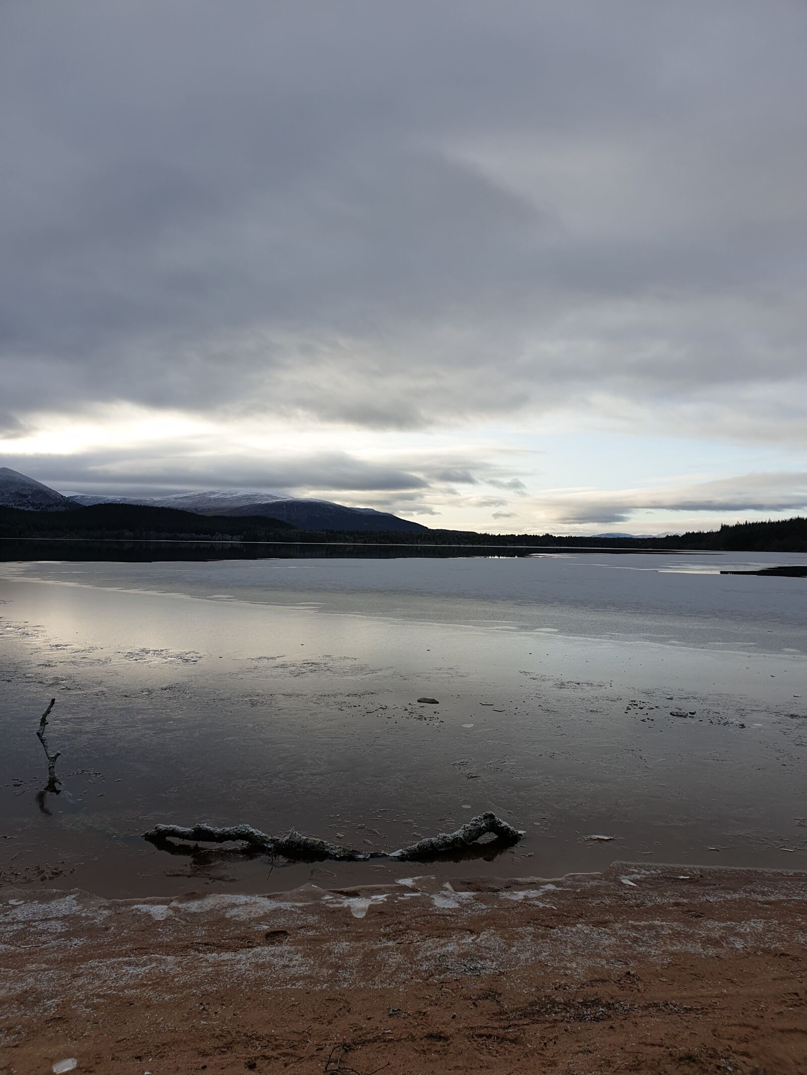 Samsung Galaxy Note9 sample photo. Scotland, lake, inverness photography
