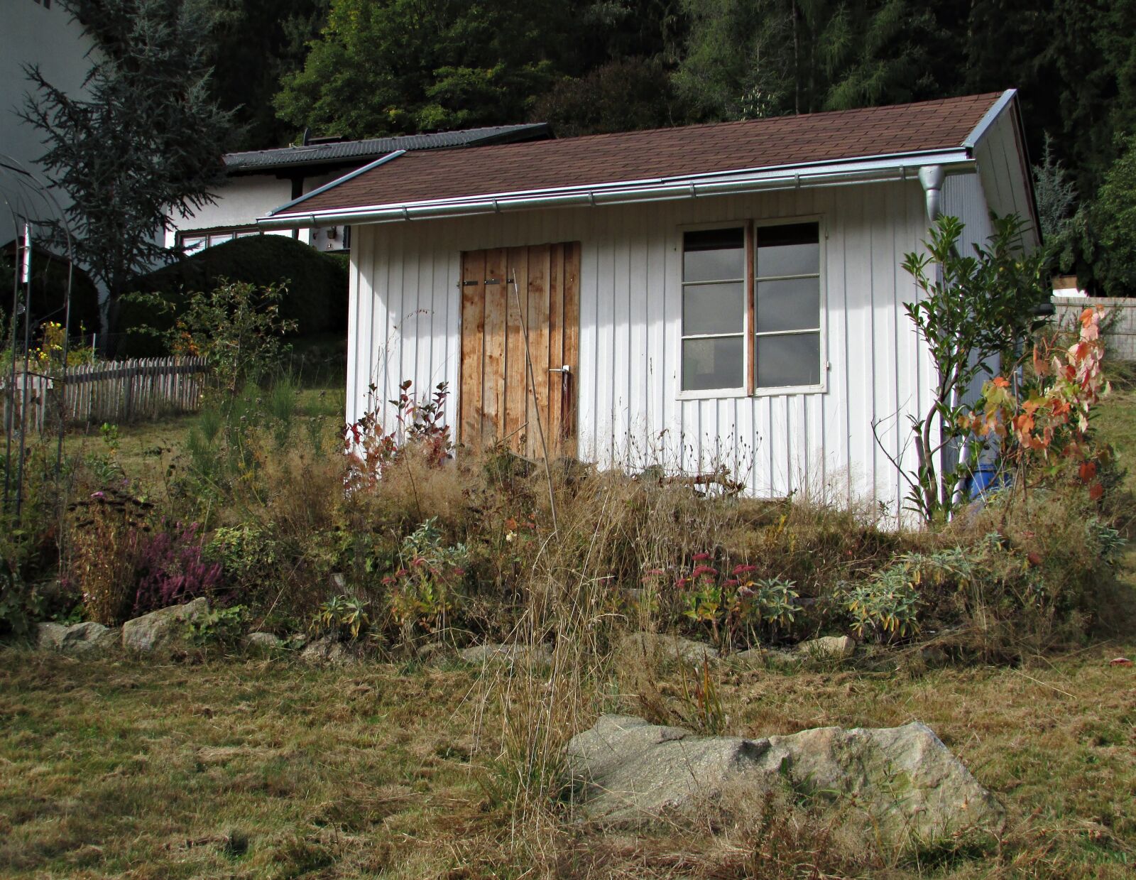 Canon PowerShot SX400 IS sample photo. Garden, cottage, nature photography