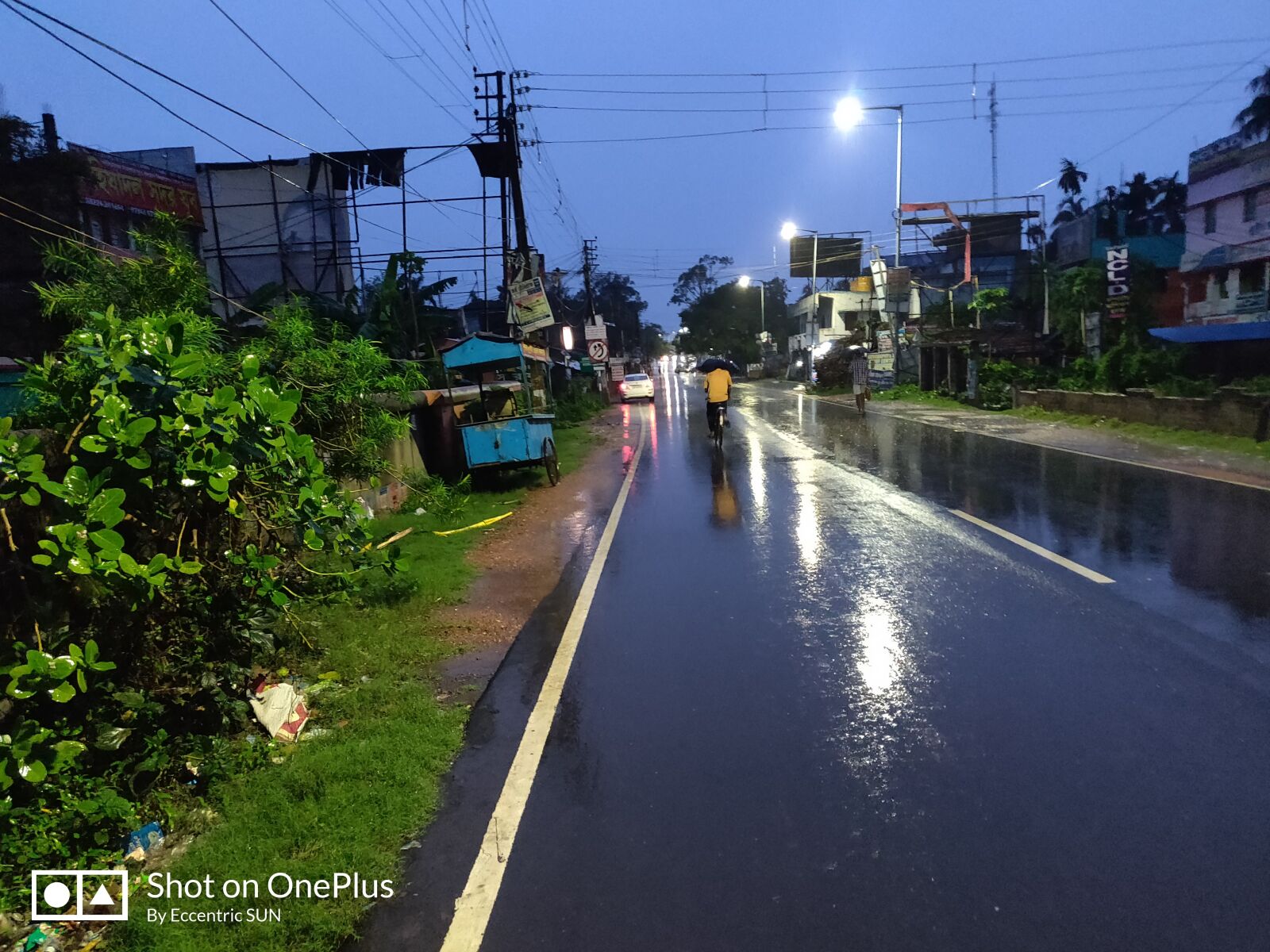 OnePlus A6000 sample photo. Rain drenched high way photography