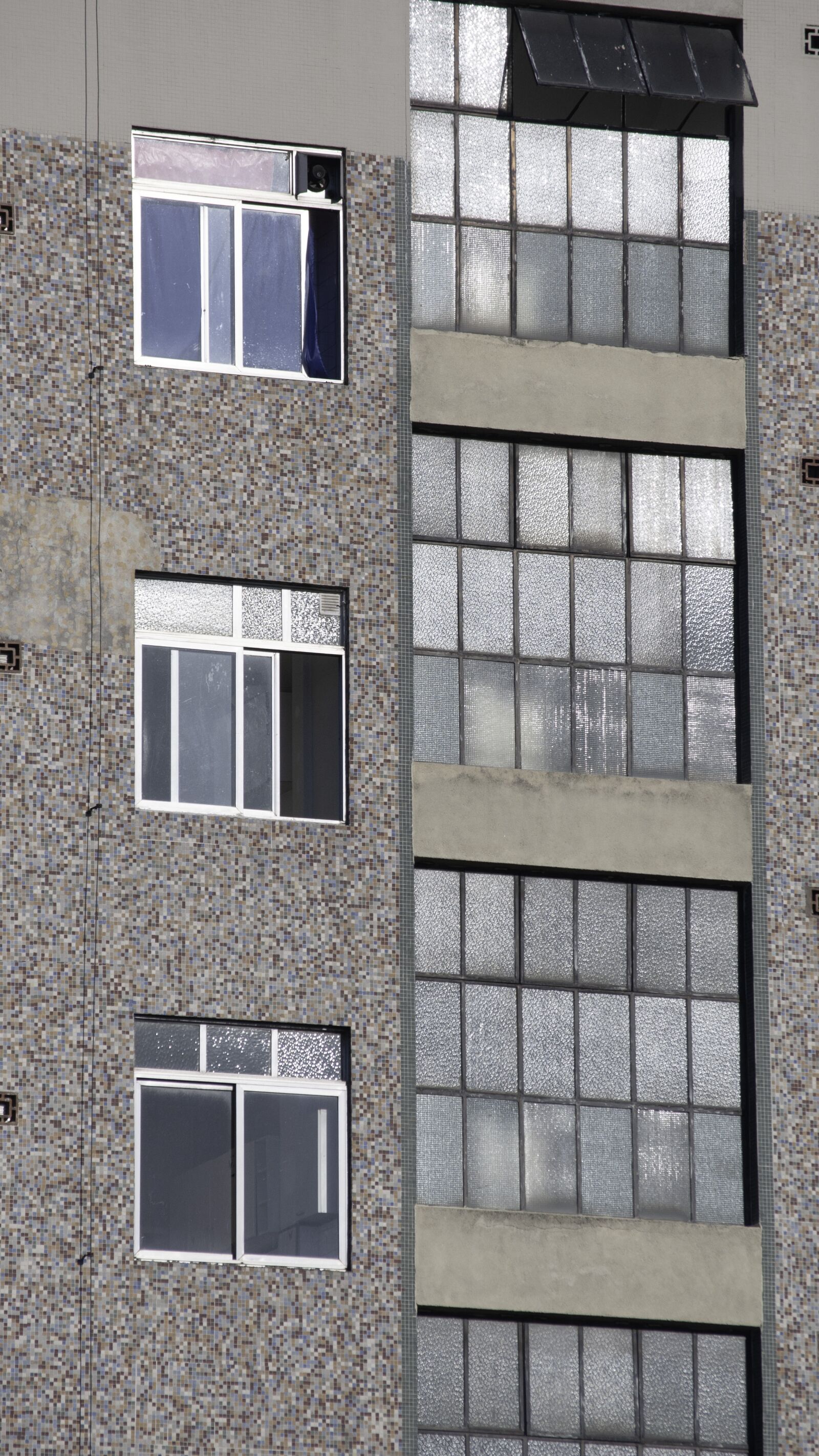 Nikon D5000 sample photo. Grating, city, danger photography