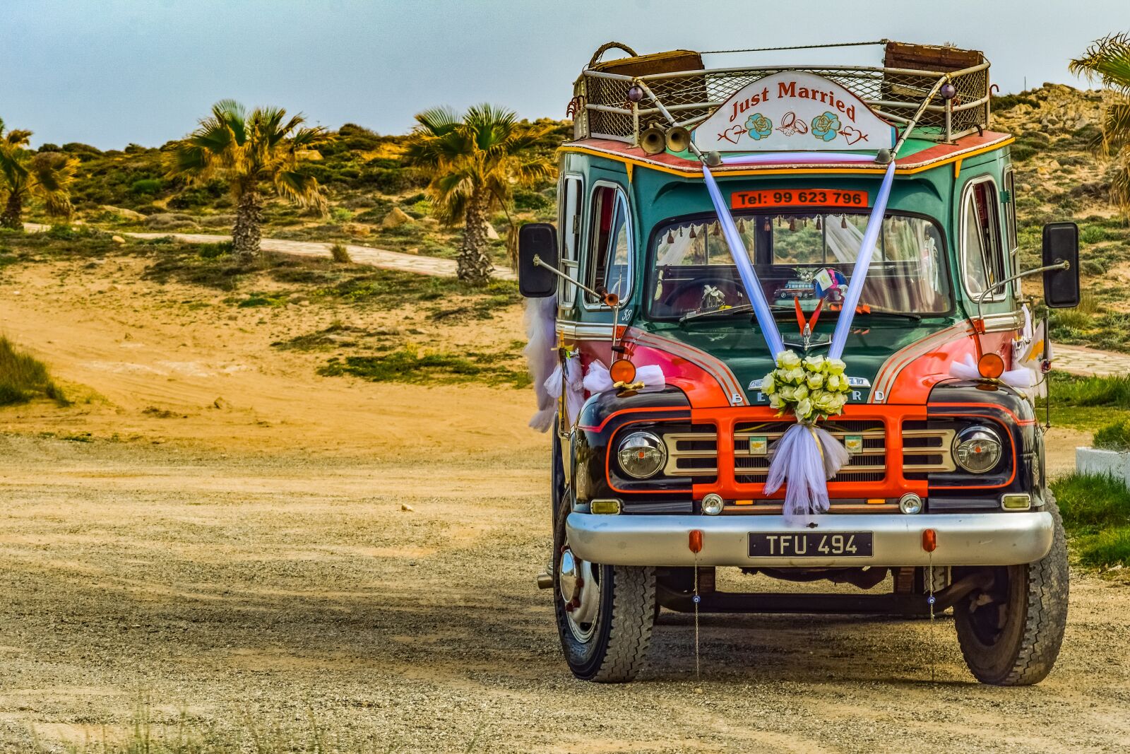 Nikon D3300 sample photo. Bus, old, vehicle photography