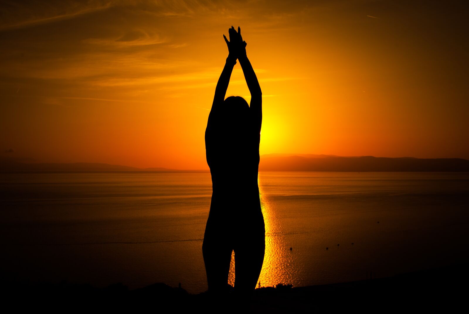 Nikon D60 sample photo. Woman, the silhouette, sunset photography