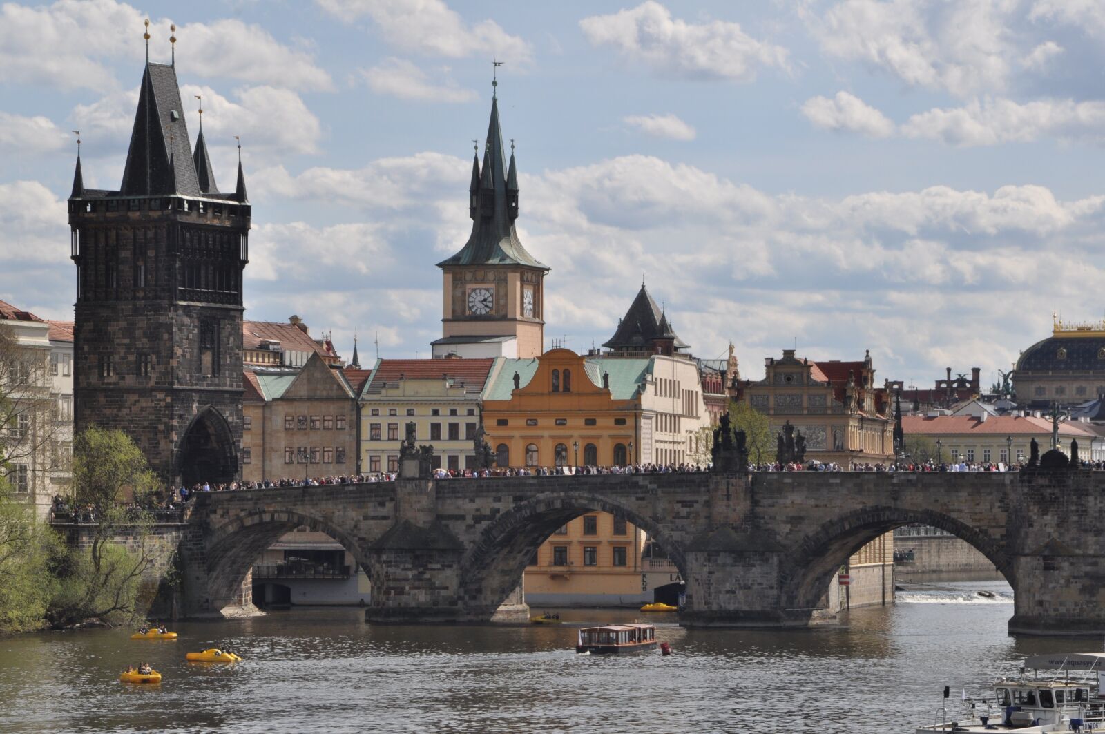 Nikon D5000 sample photo. Prague, charles bridge, moldova photography