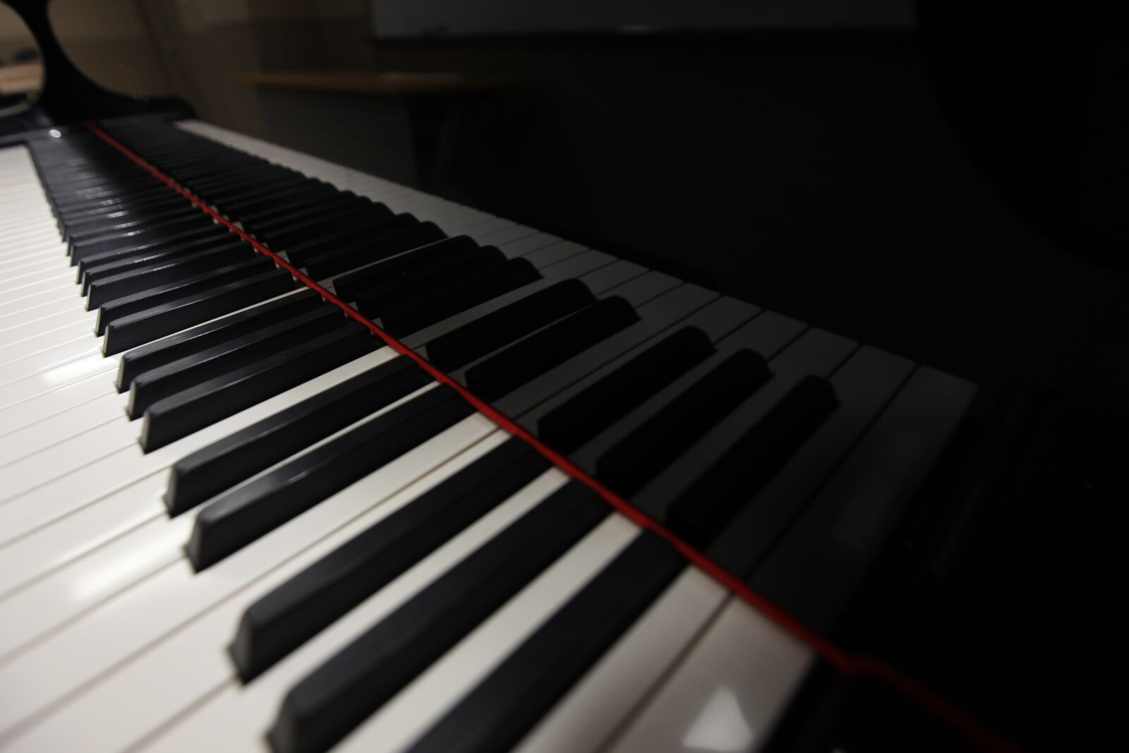 Canon EOS 5D Mark II sample photo. Piano, music photography