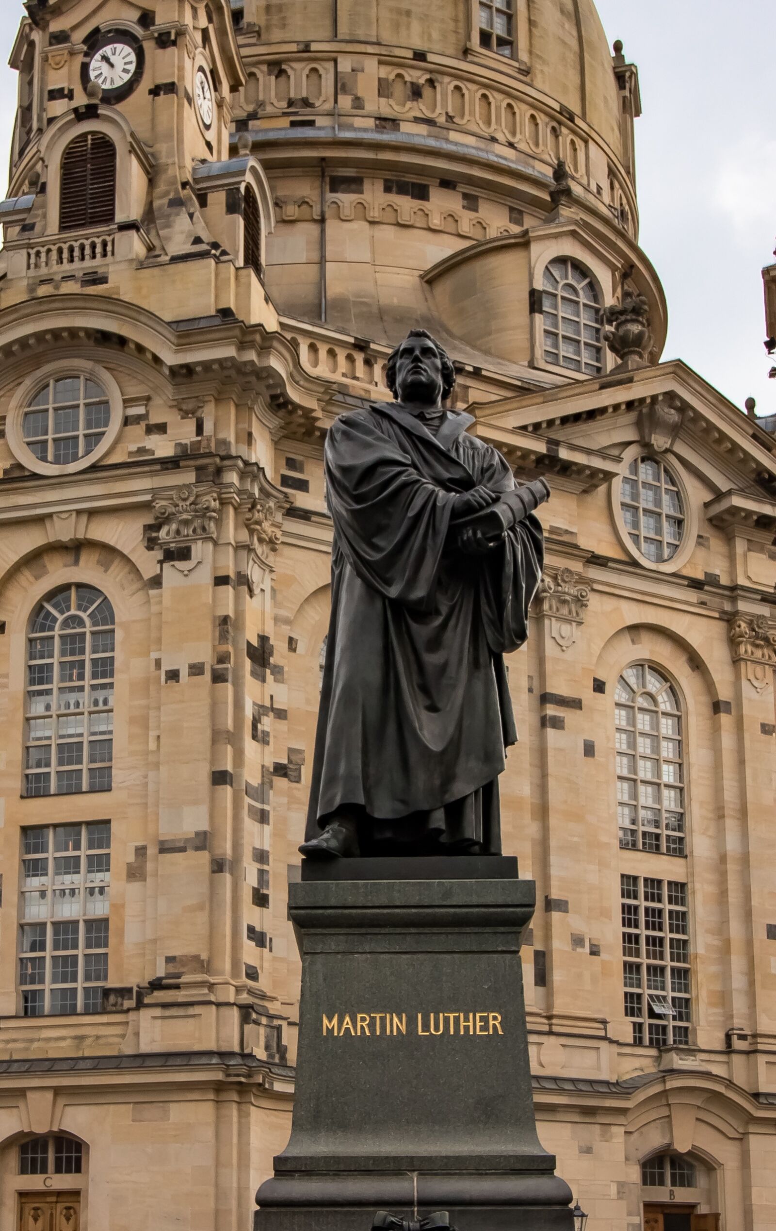 Canon EOS 80D sample photo. Dresden, frauenkirche, luther photography