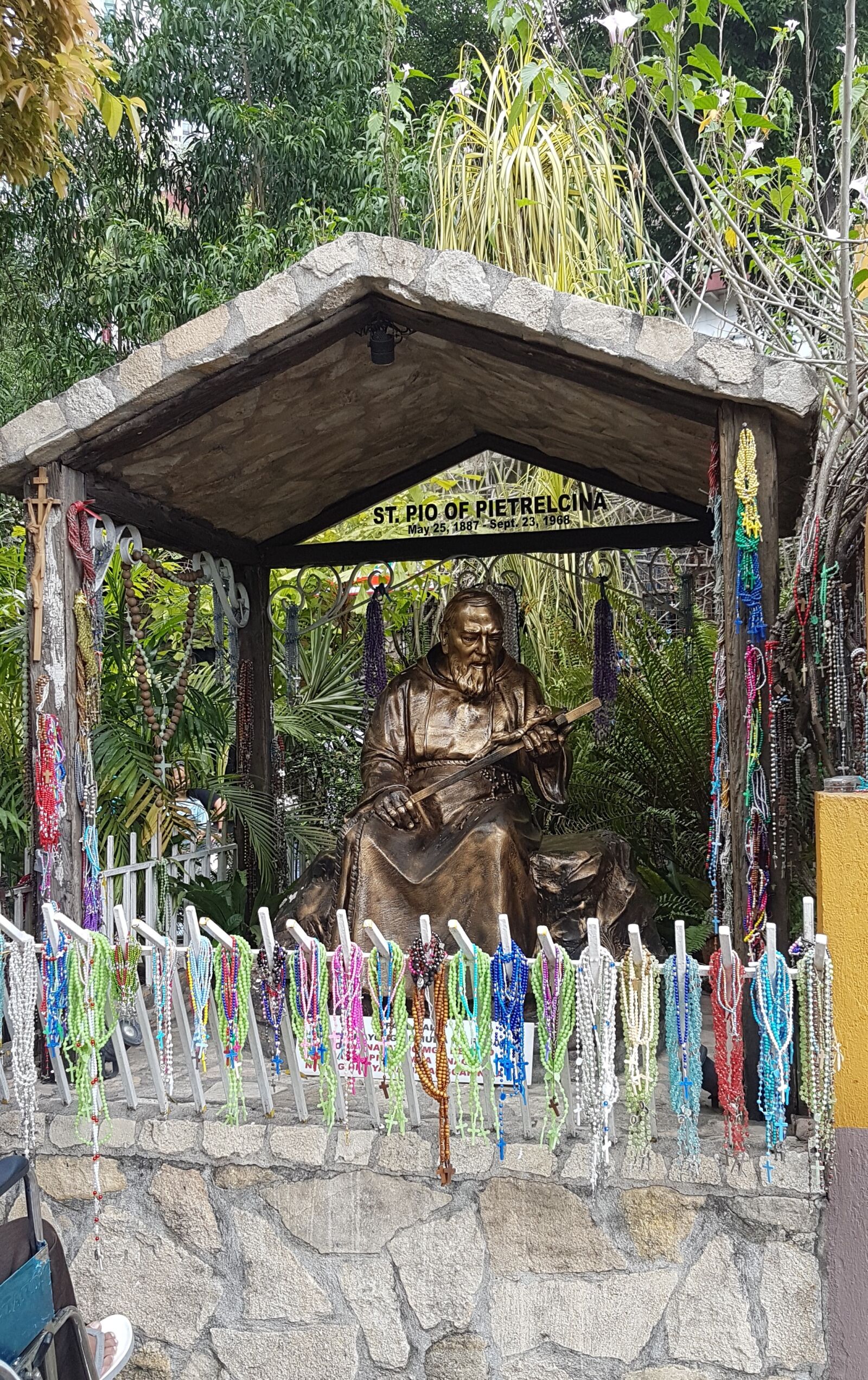Samsung Galaxy S7 Edge sample photo. Religion, saint, st photography