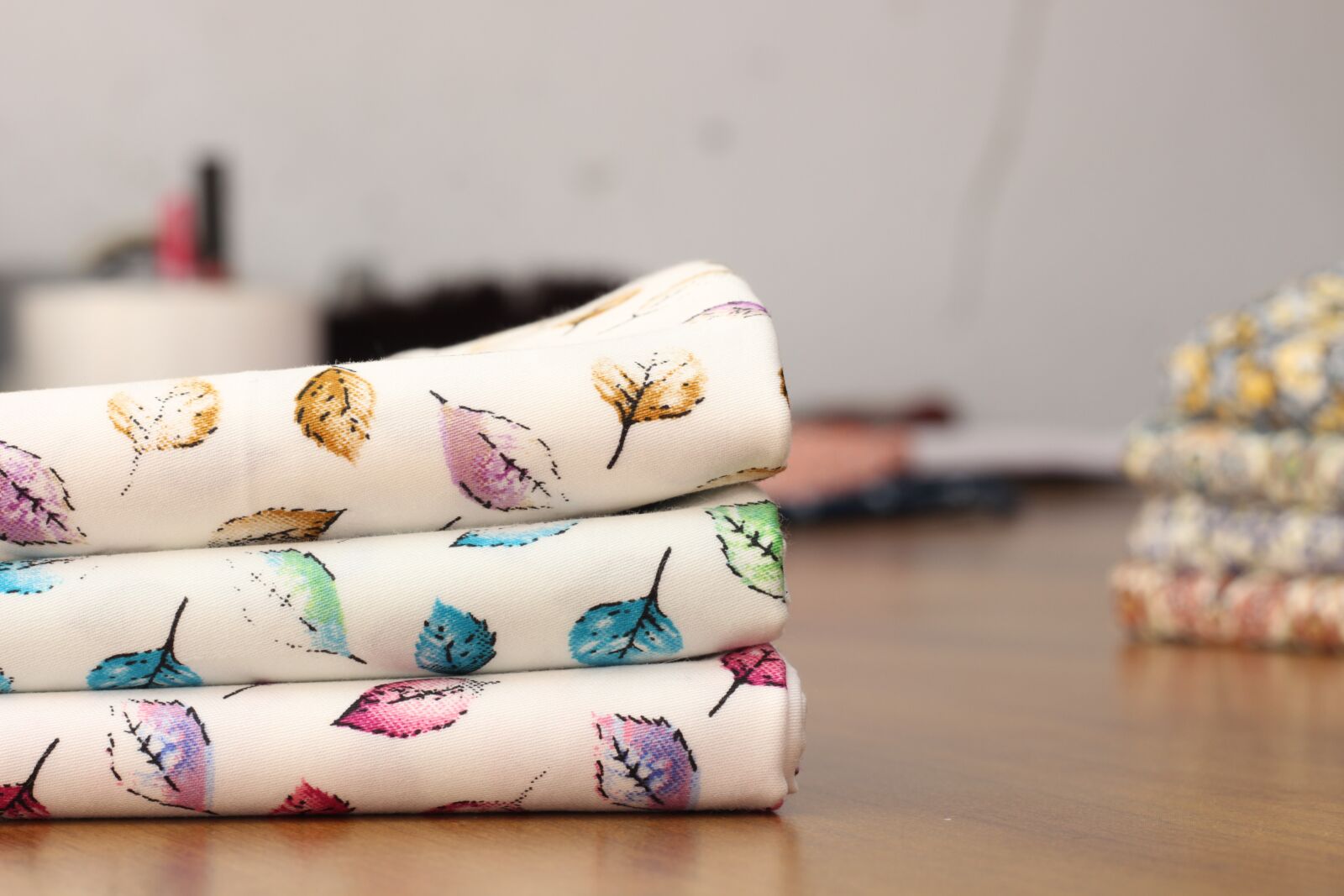 Canon EOS 700D (EOS Rebel T5i / EOS Kiss X7i) + Canon EF 50mm F1.8 STM sample photo. Floral prints, prints, floral photography