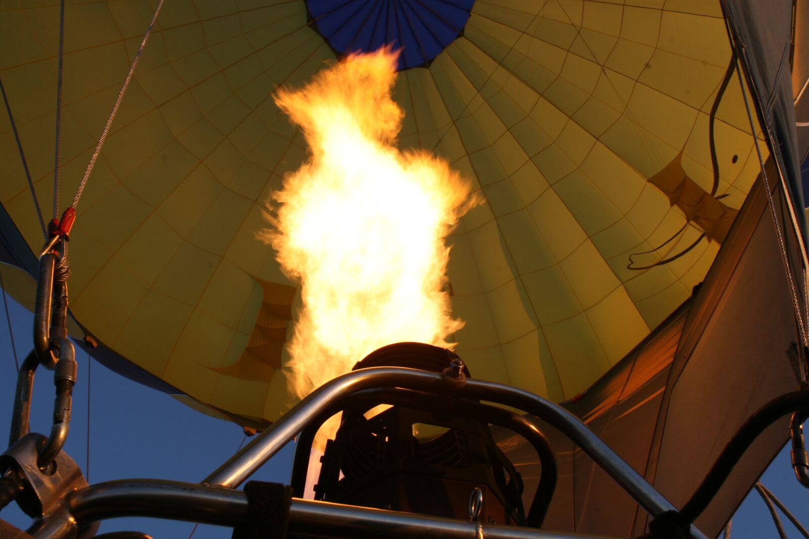 Canon EOS 30D sample photo. Flame, fire, balloon photography