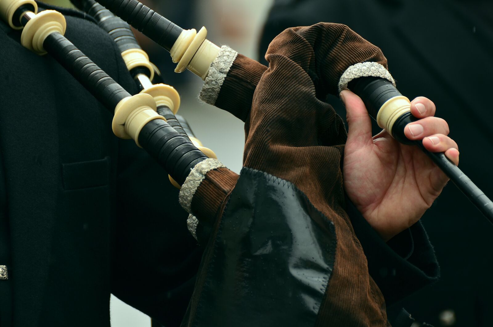 Nikon D5100 sample photo. Bagpipes, wind instrument, musical photography