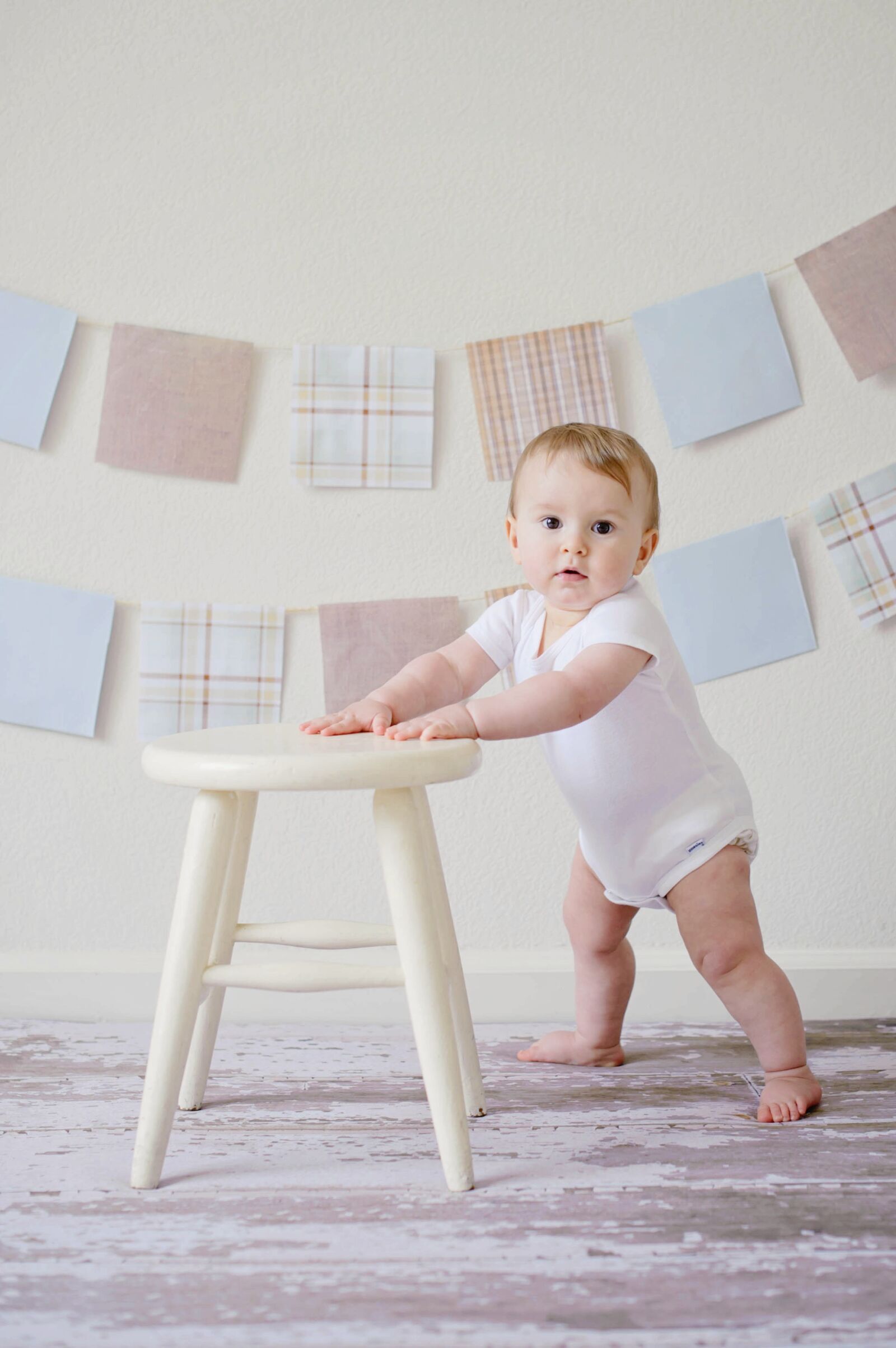 Nikon D700 sample photo. Baby, cute, stool photography