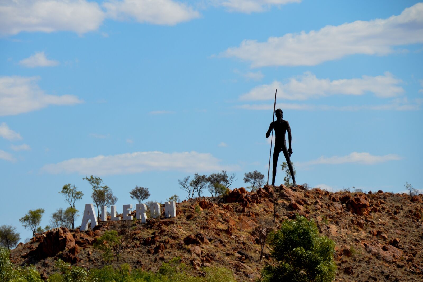 Nikon D5100 sample photo. Statue, giant, anmatjere man photography
