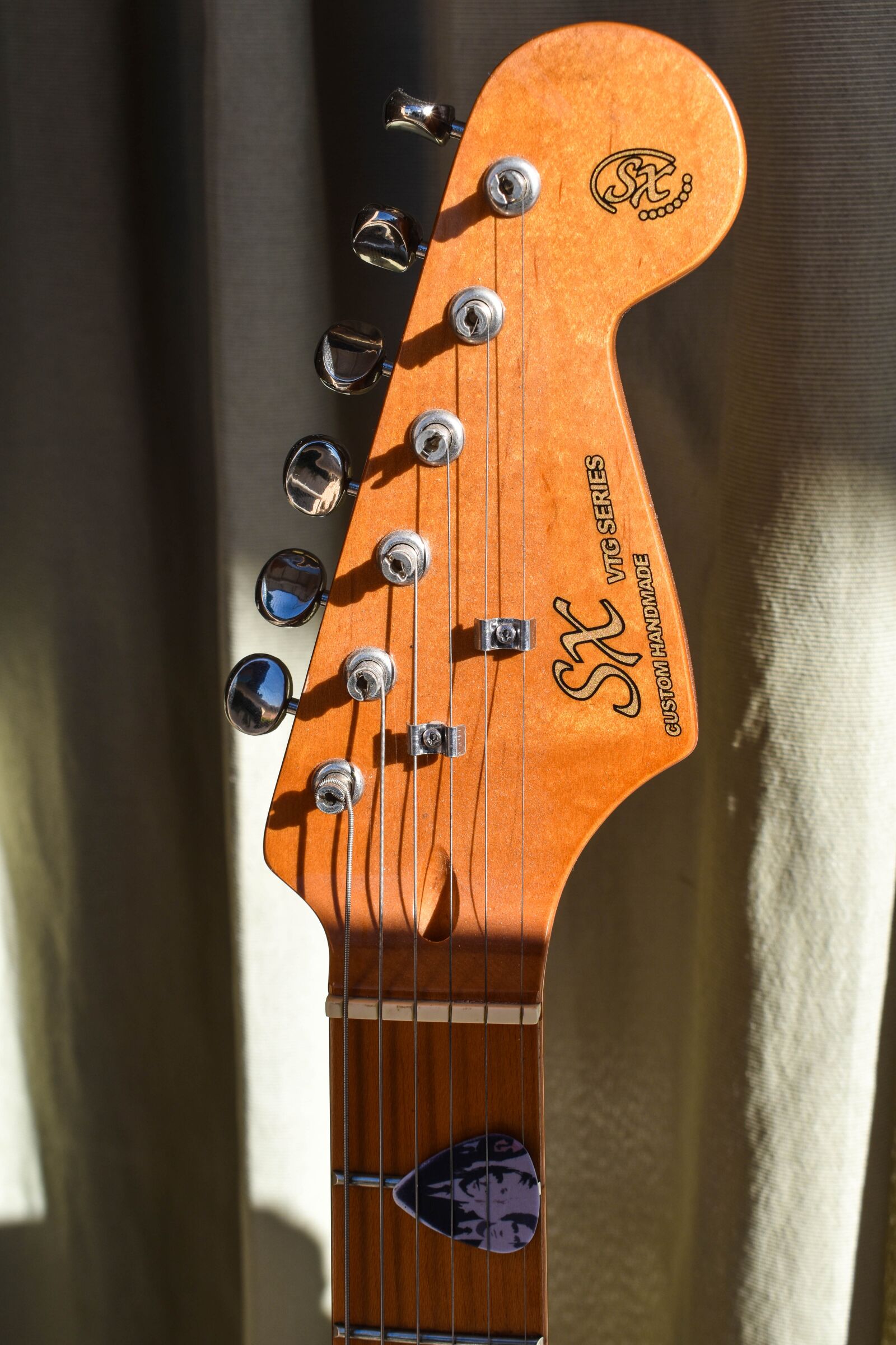 Nikon D5500 sample photo. Guitar, instrument, music photography