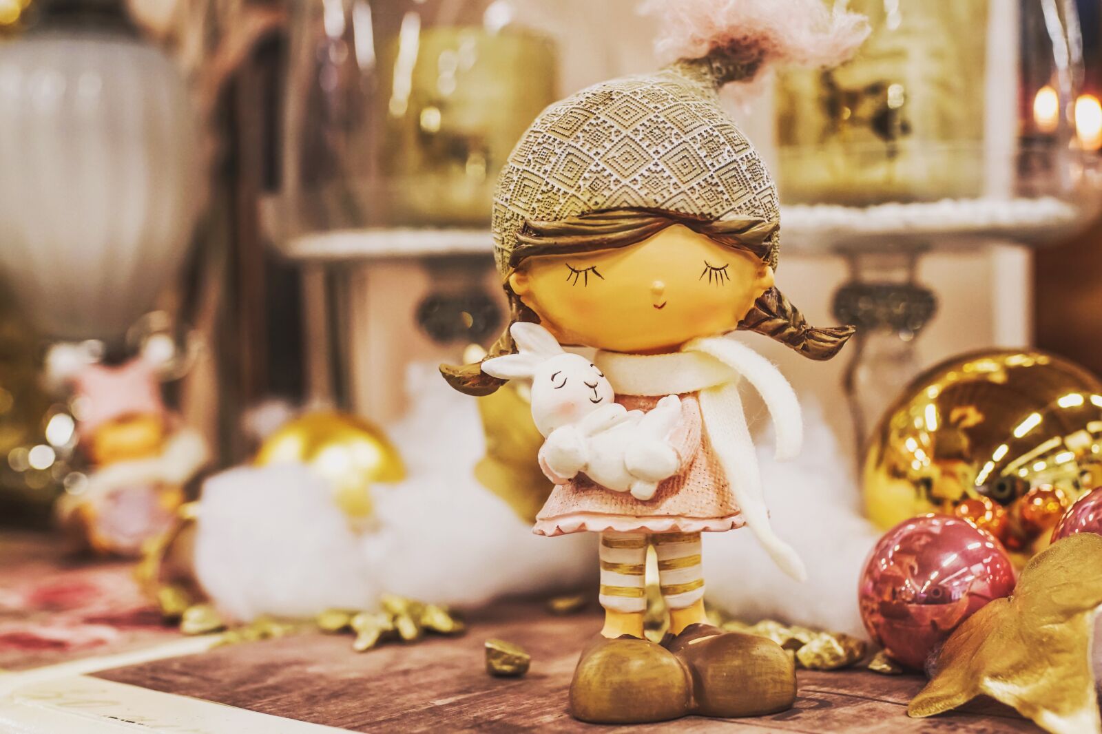 Sony ILCA-77M2 sample photo. Christmas, figure, decoration photography
