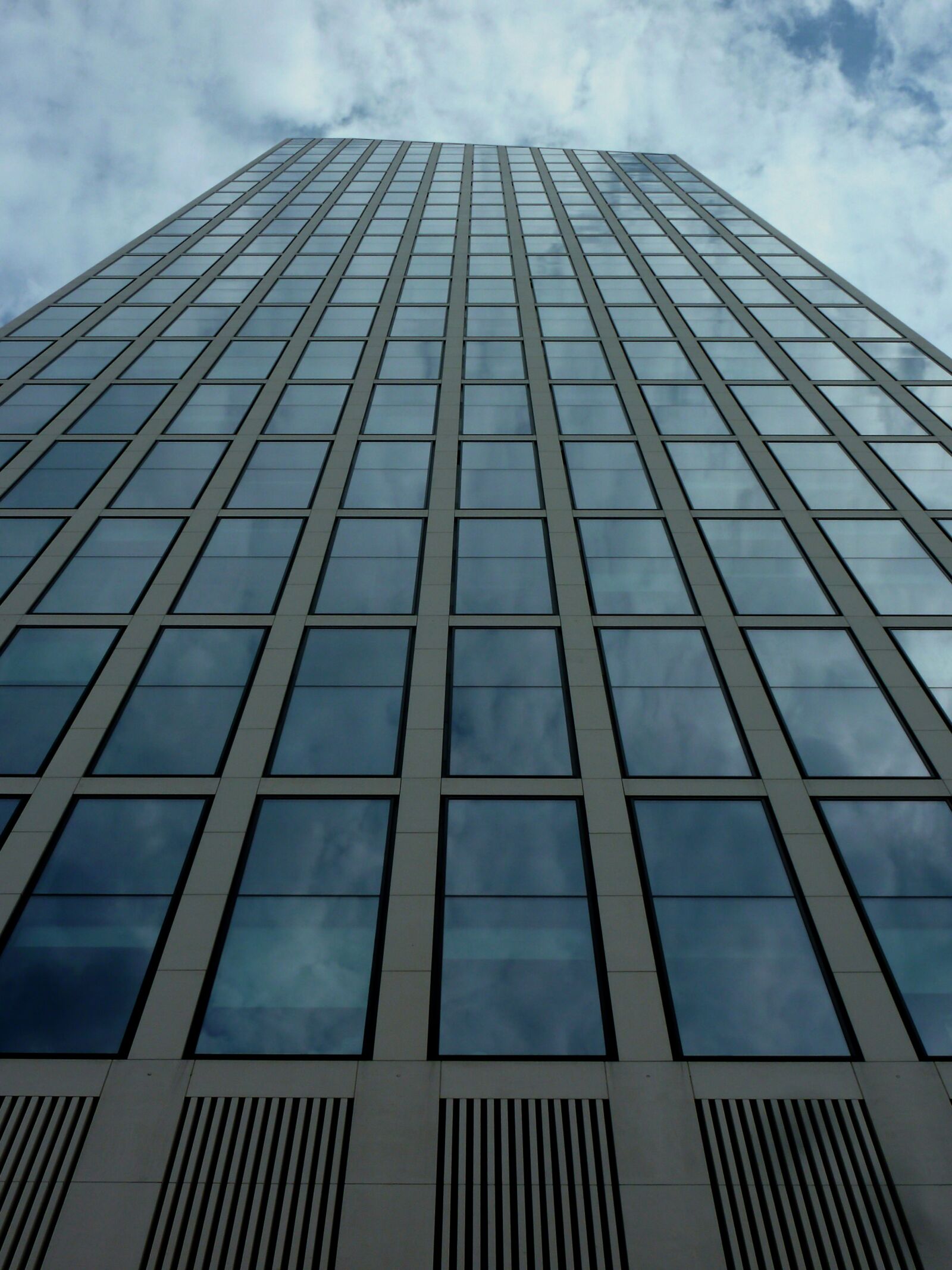 Panasonic DMC-TZ7 sample photo. Skyscraper, glass facade, building photography