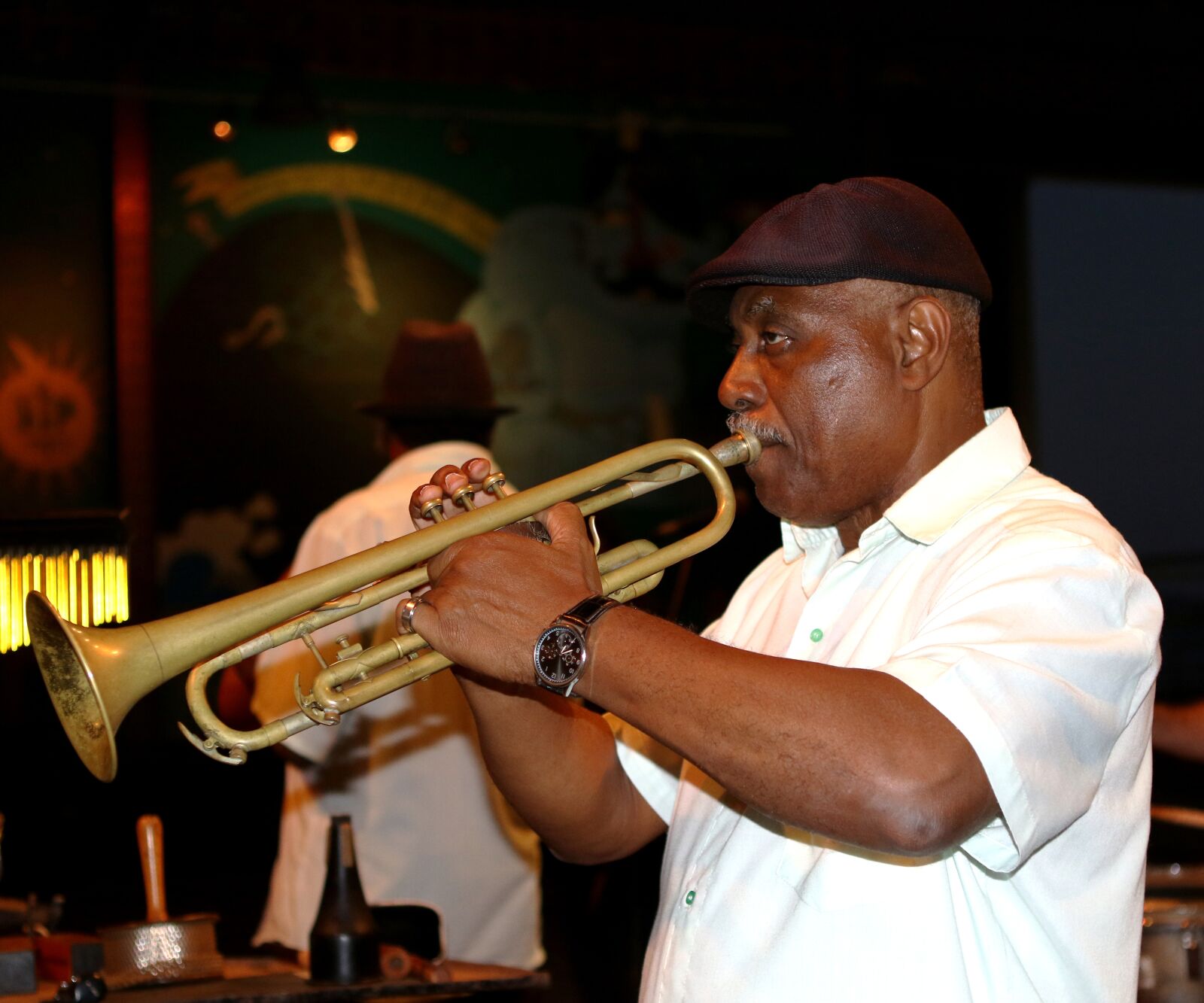 Canon EOS 7D Mark II sample photo. Trumpeter, trumpet, cuba photography