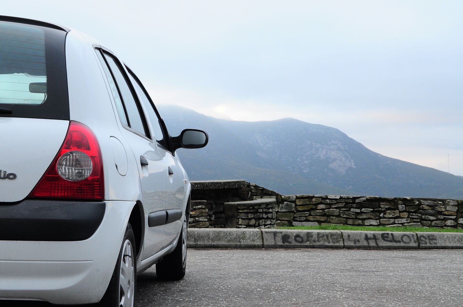 Nikon D5000 sample photo. Car, transportation system, travel photography
