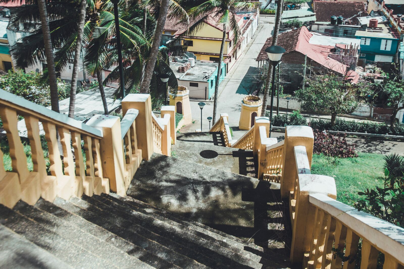 Nikon D3200 sample photo. Ladder, yellow, colors photography