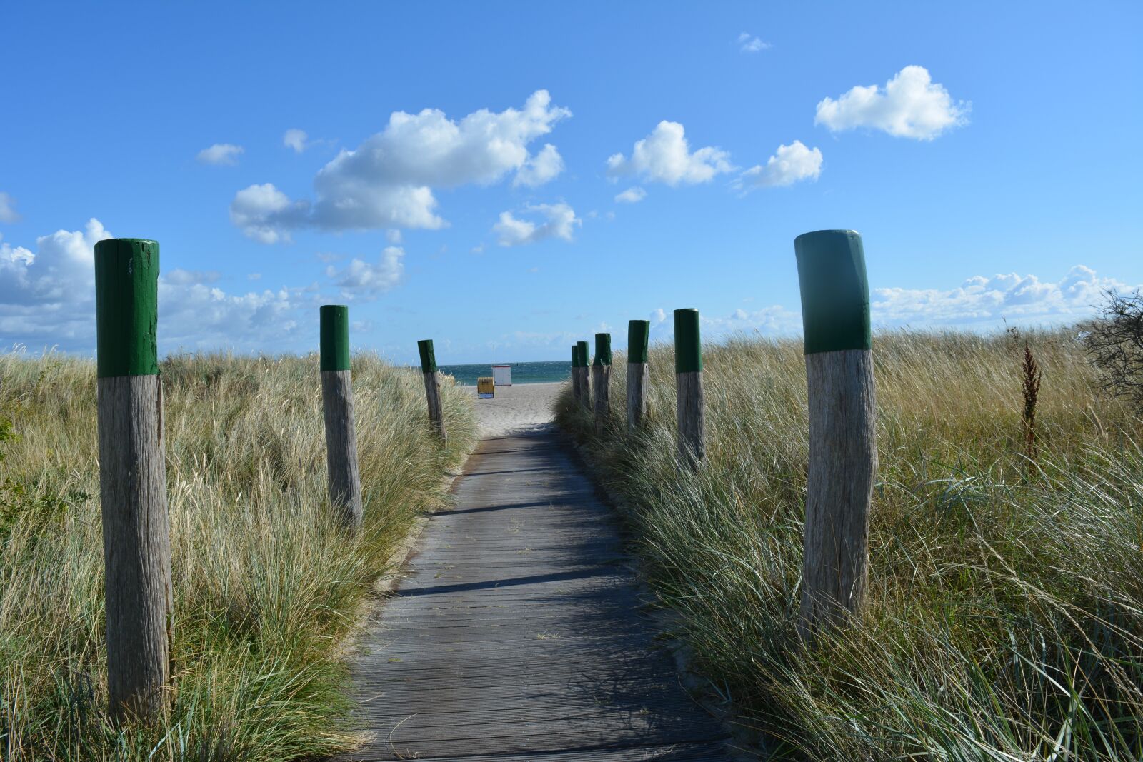 Nikon D5200 sample photo. Beach, lake, baltic sea photography