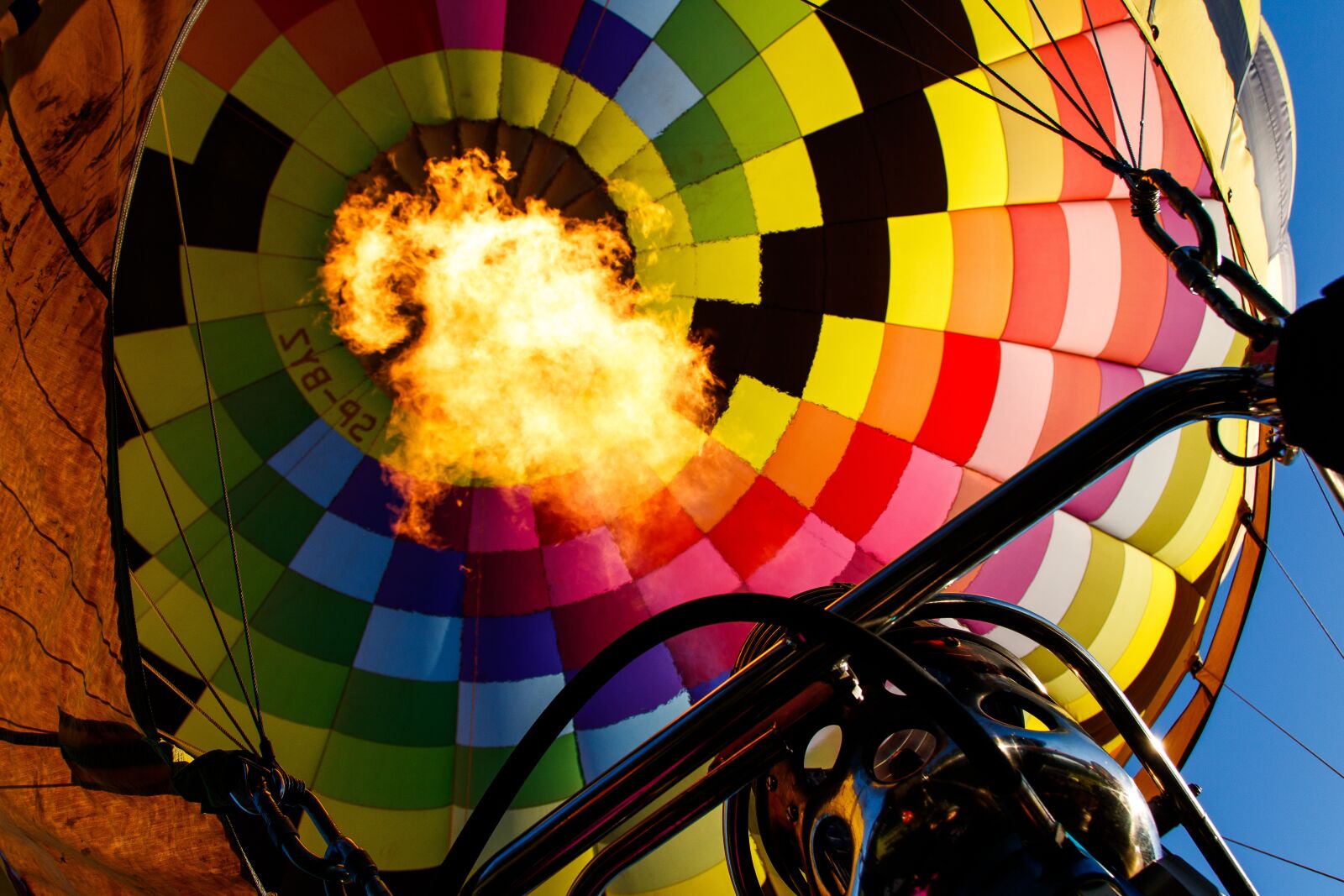 Canon EOS 760D (EOS Rebel T6s / EOS 8000D) sample photo. Balloons, flying, colorful photography
