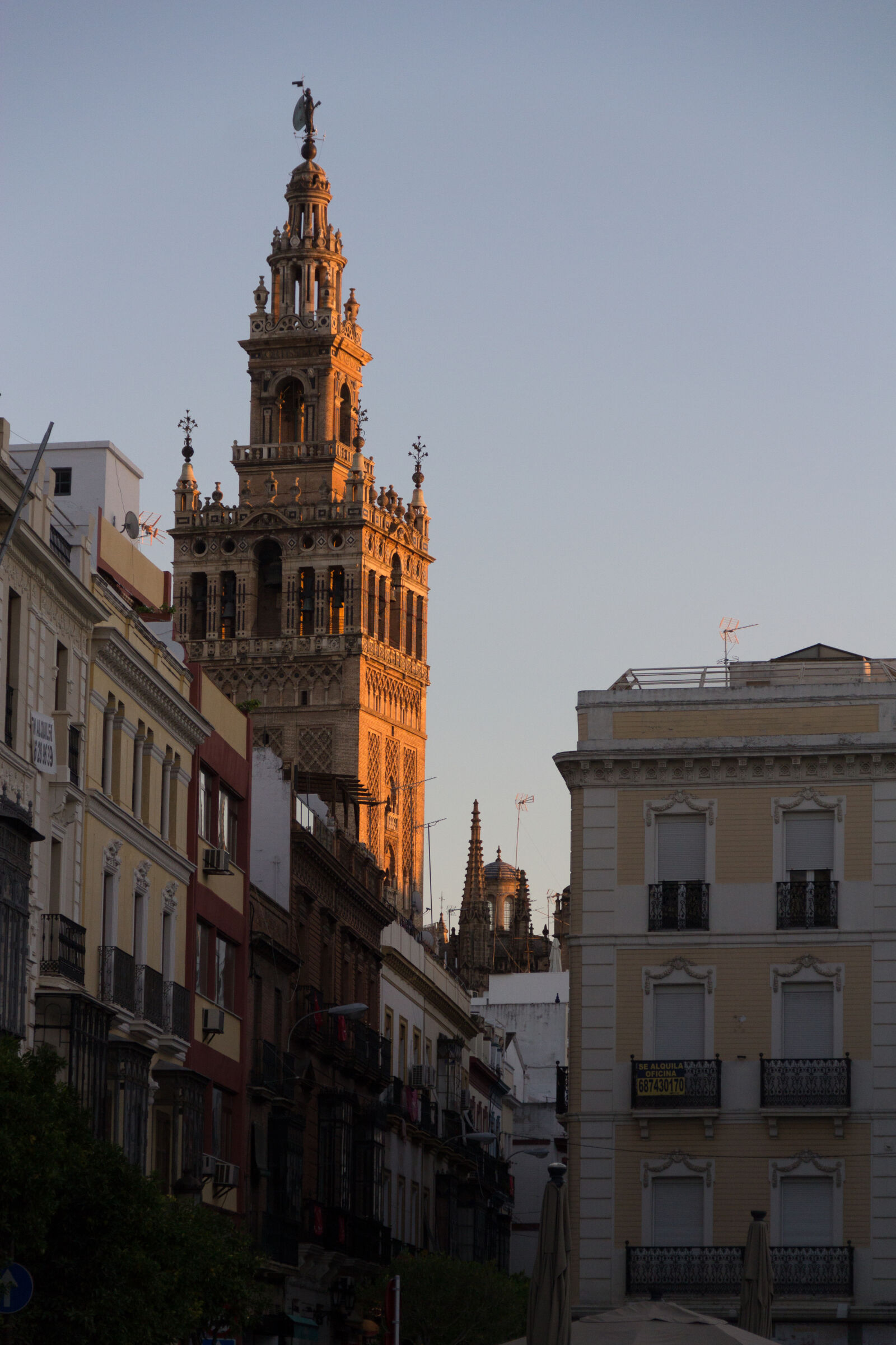 Canon EOS 60D sample photo. Spain, tower, town, window photography
