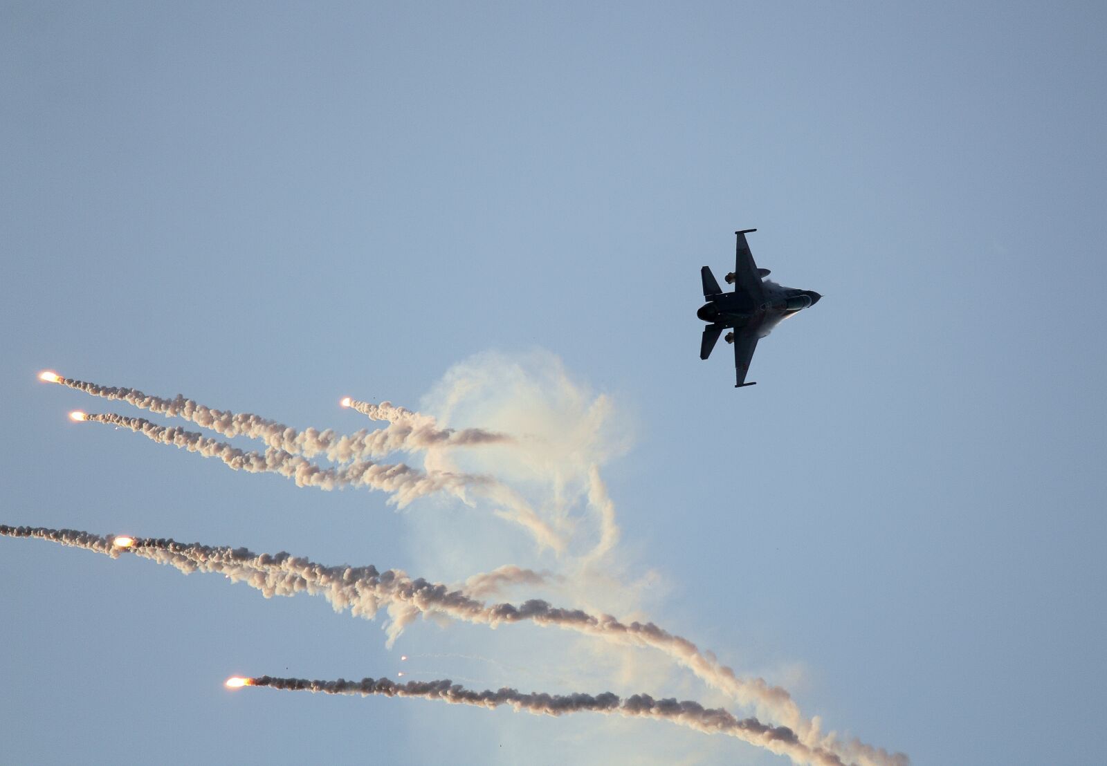 Canon EF-S 55-250mm F4-5.6 IS STM sample photo. Plane, military jet, air photography