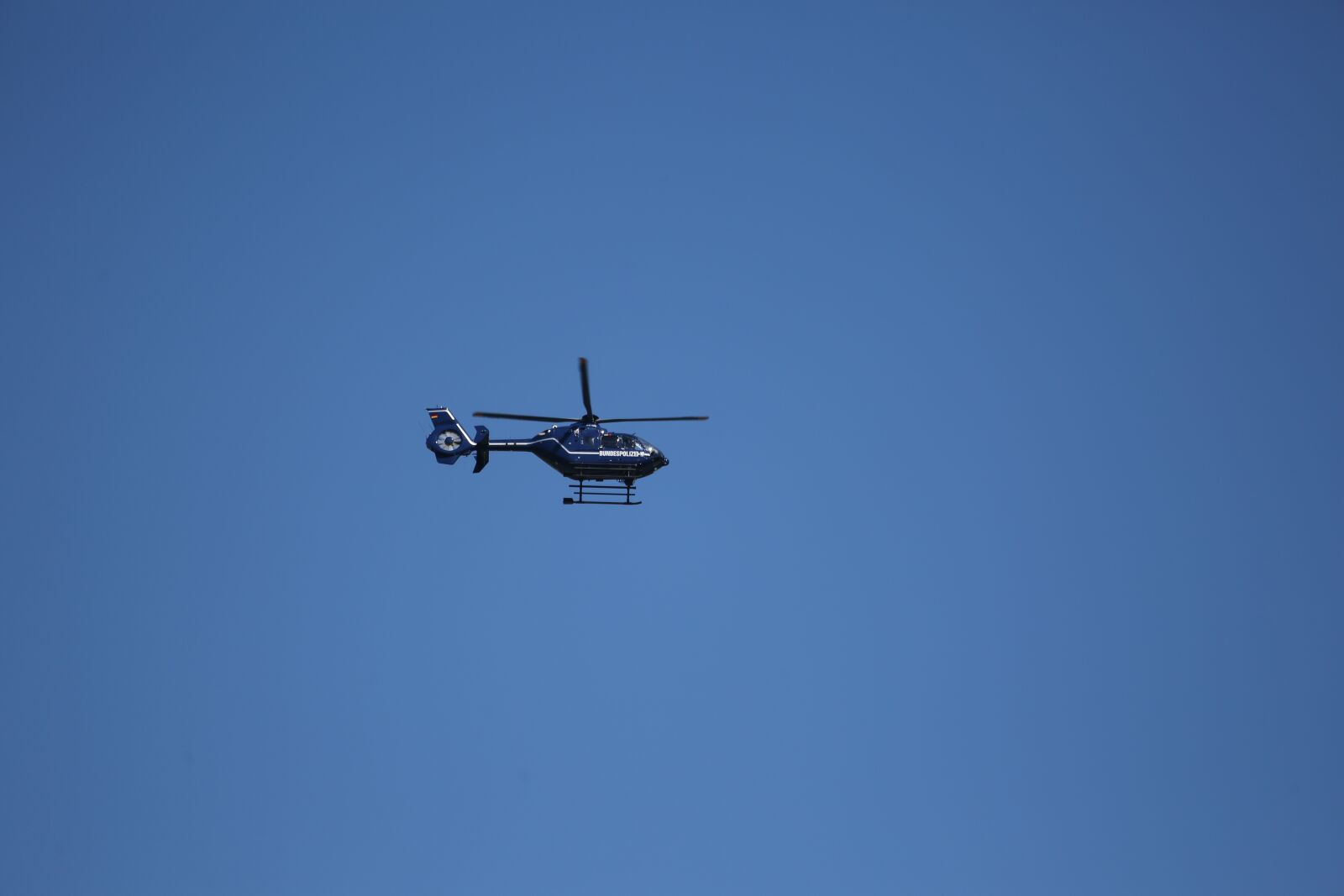 Canon EF 100-400mm F4.5-5.6L IS USM sample photo. Aircraft, flight, military photography