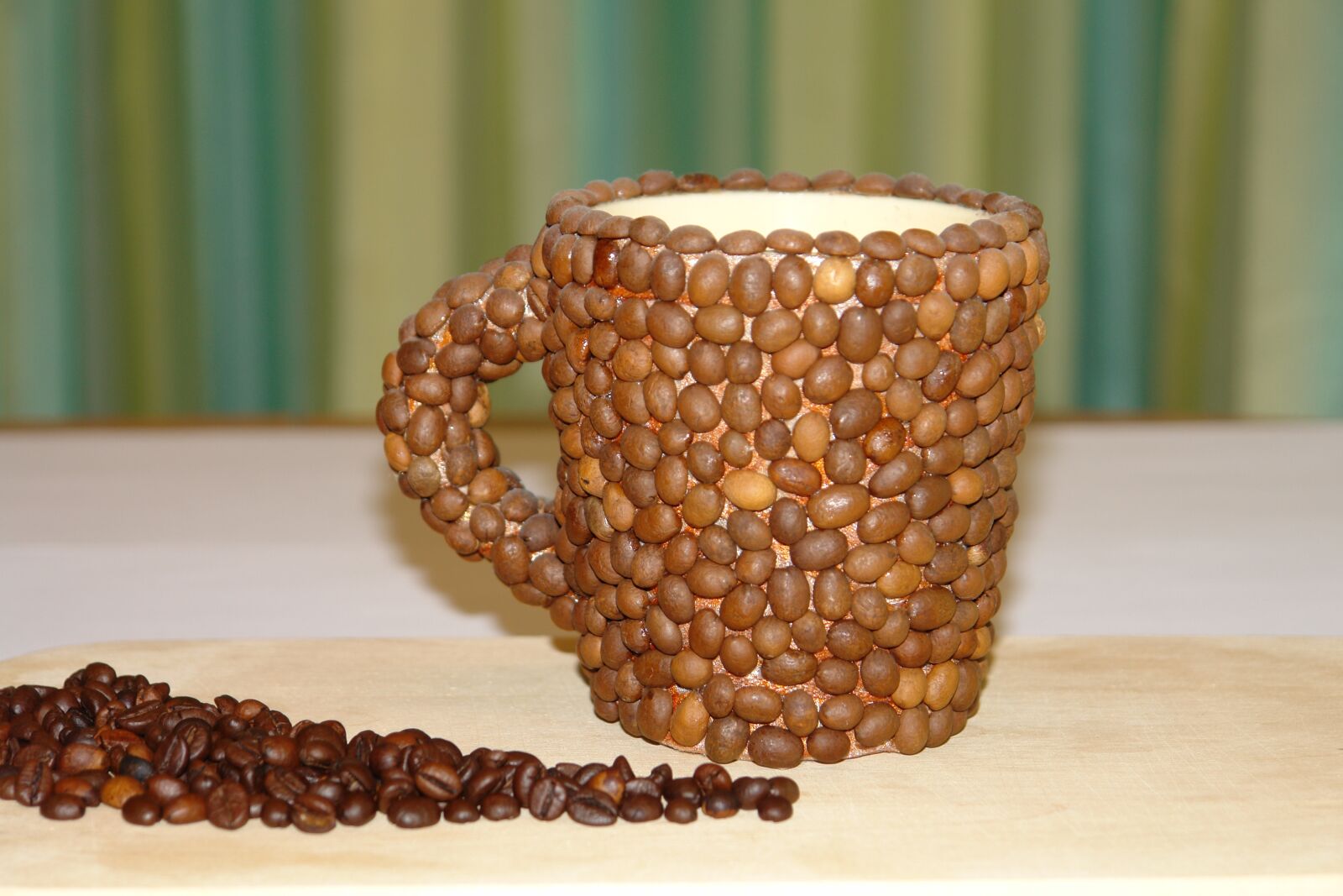 Sony DSC-R1 sample photo. Comfort, coffee, warm evening photography
