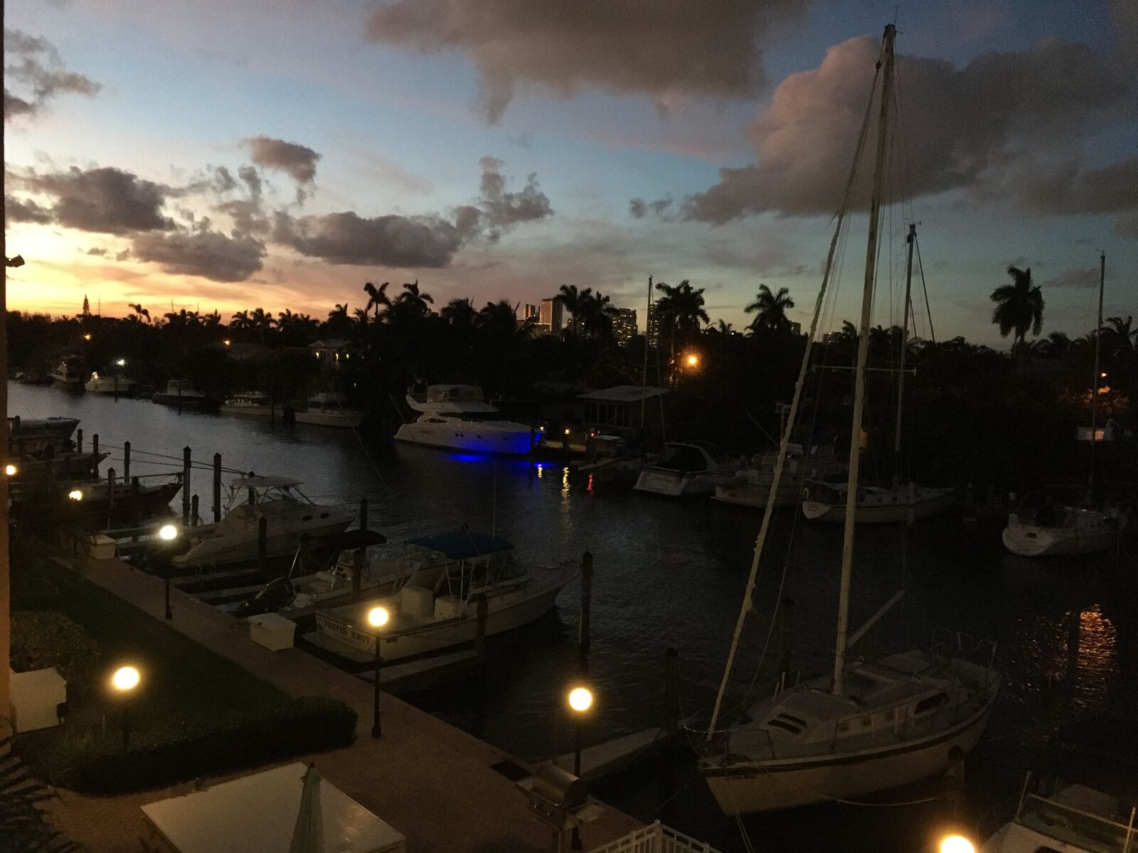 iPhone SE back camera 4.15mm f/2.2 sample photo. Fort lauderdale, sailboat, florida photography