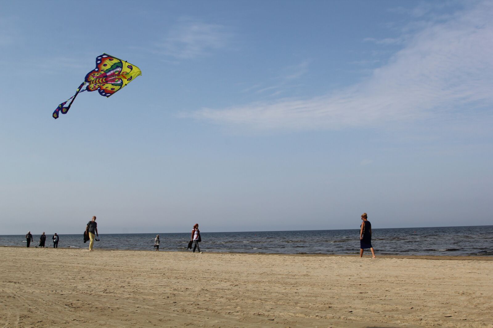 Canon EOS 60D sample photo. Kite, sky, clouds photography