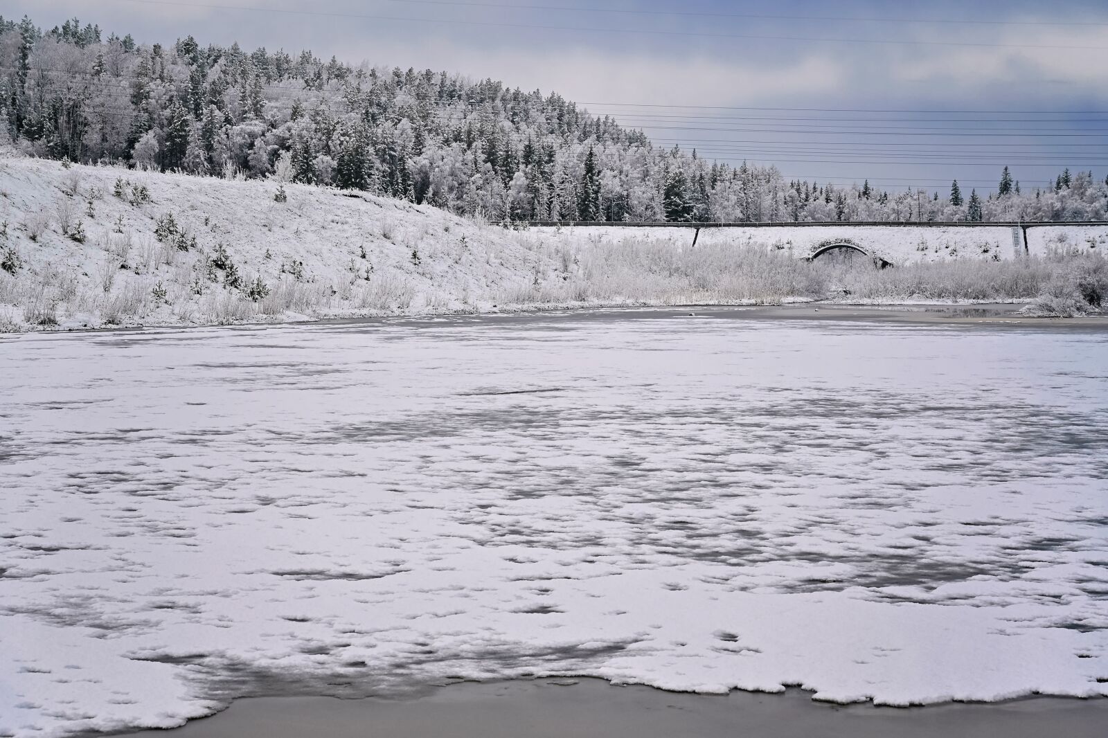 Nikon Z6 + Nikon Nikkor Z 24-70mm F4 S sample photo. Snow, april, nature photography